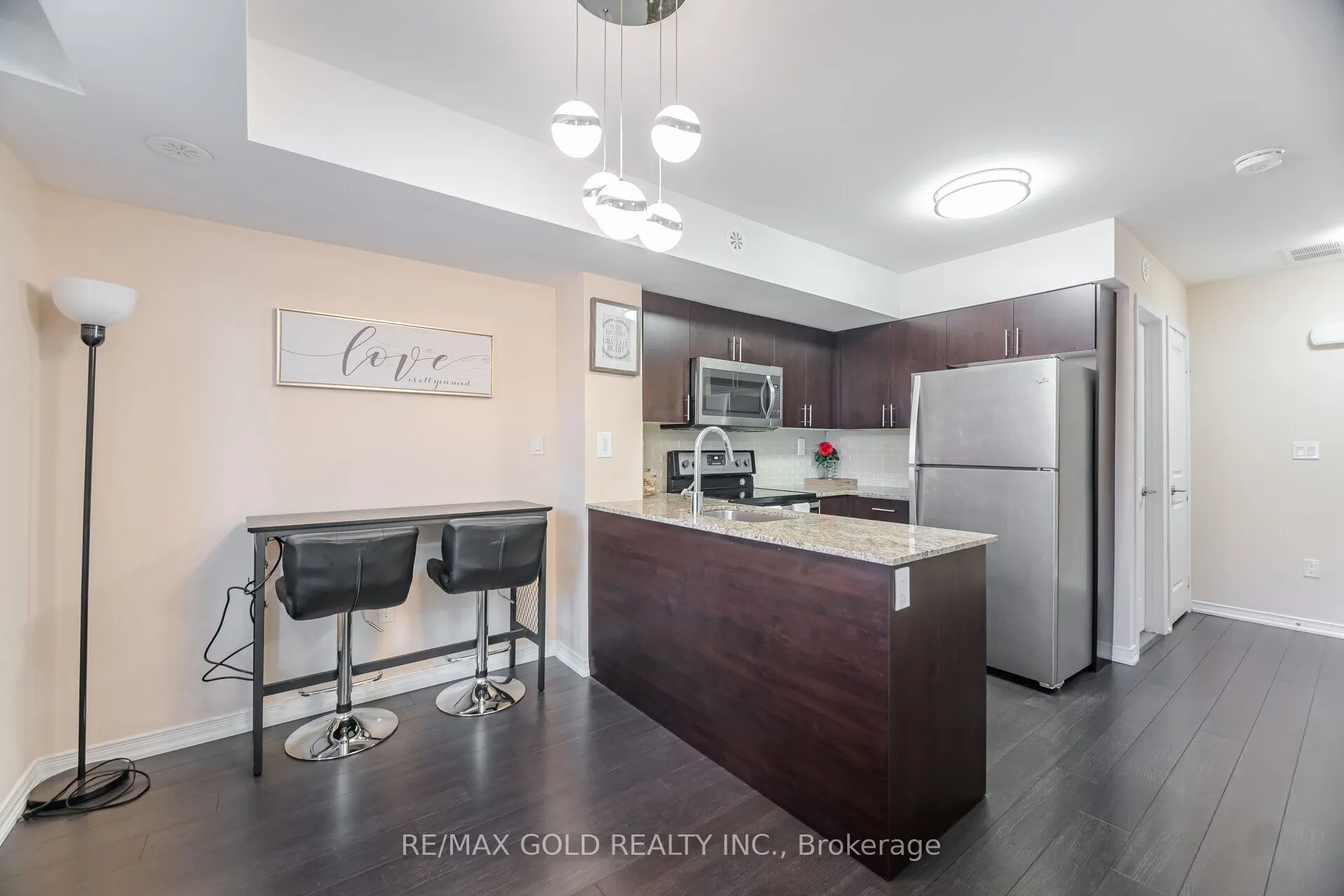 80 Orchid Place, #317