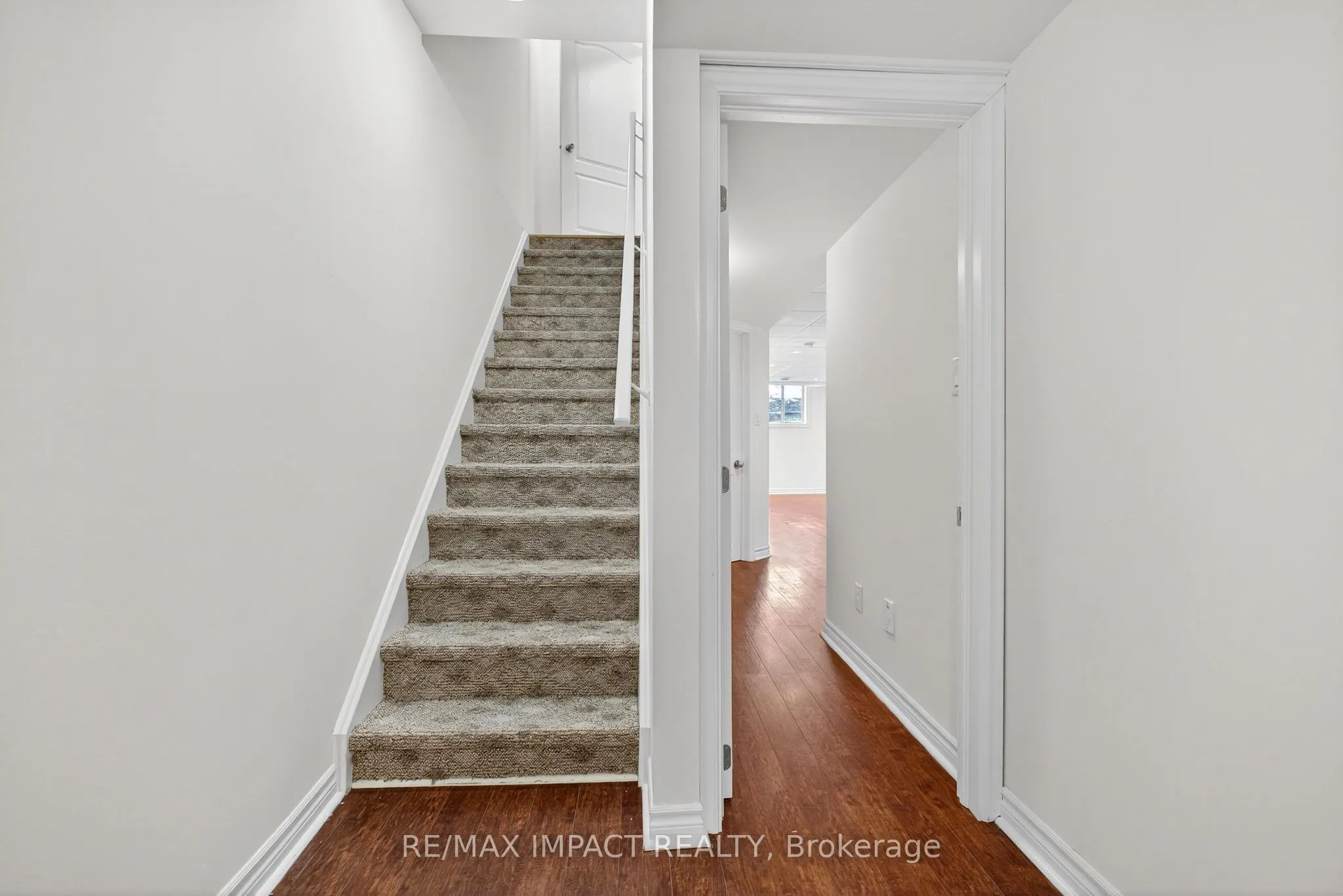 1384 Rennie Street