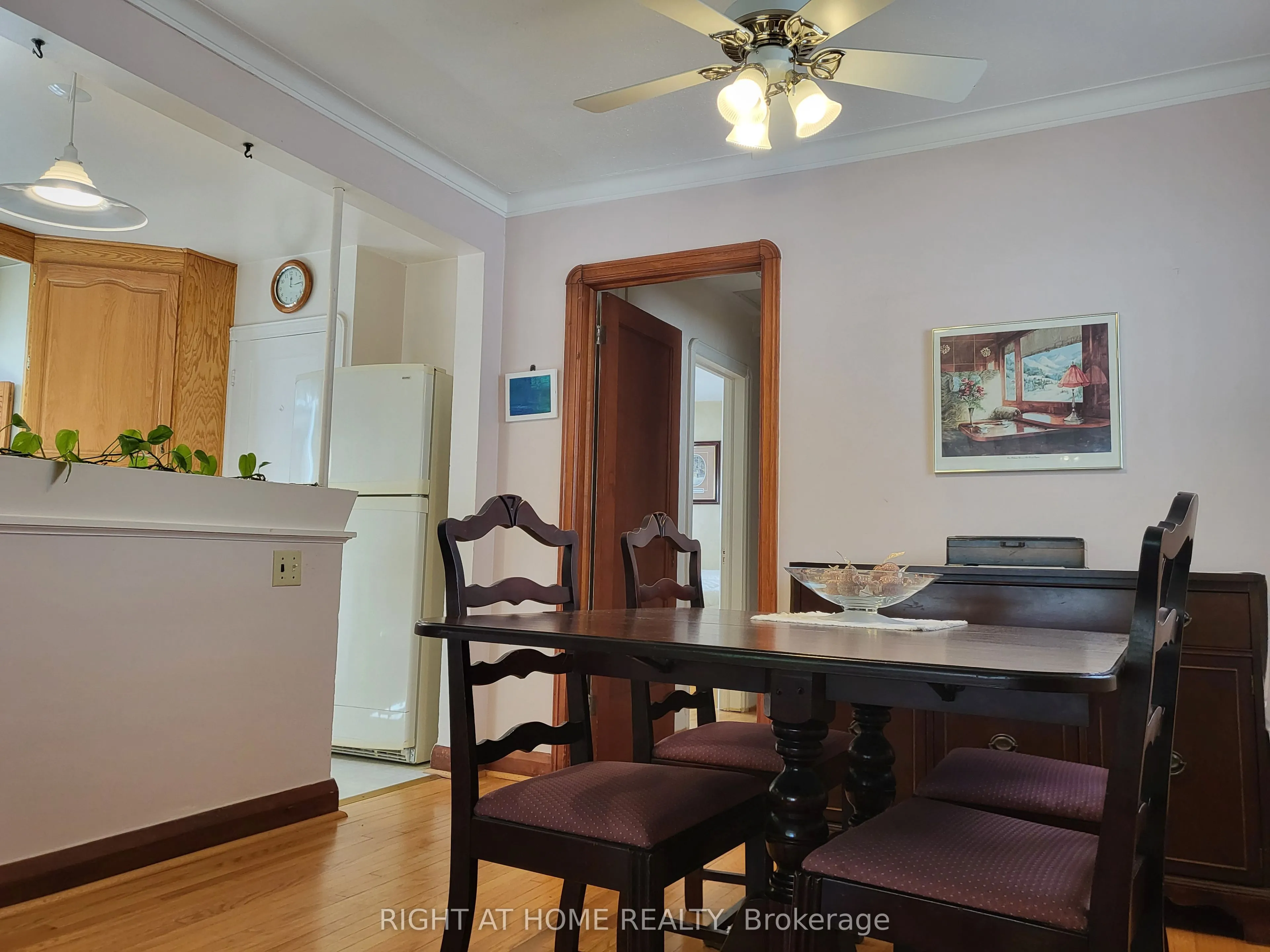 82 Cedarcrest Boulevard