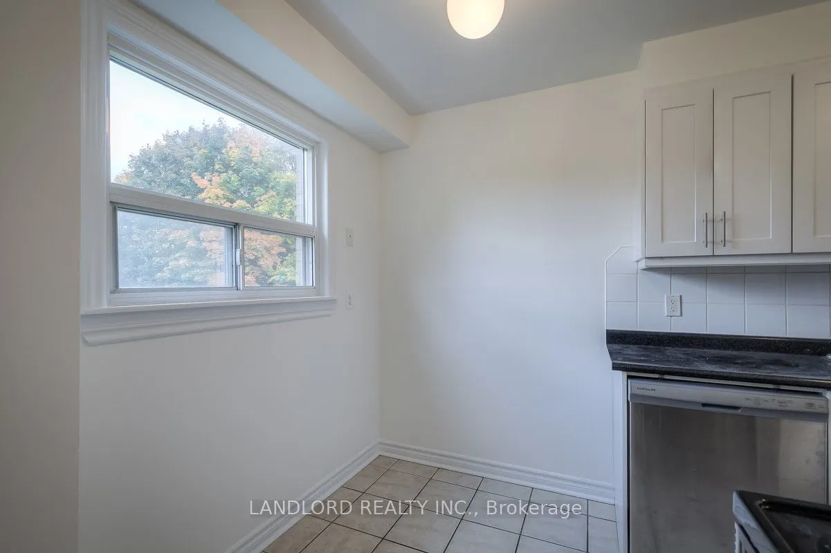 2830 Midland Avenue, #40