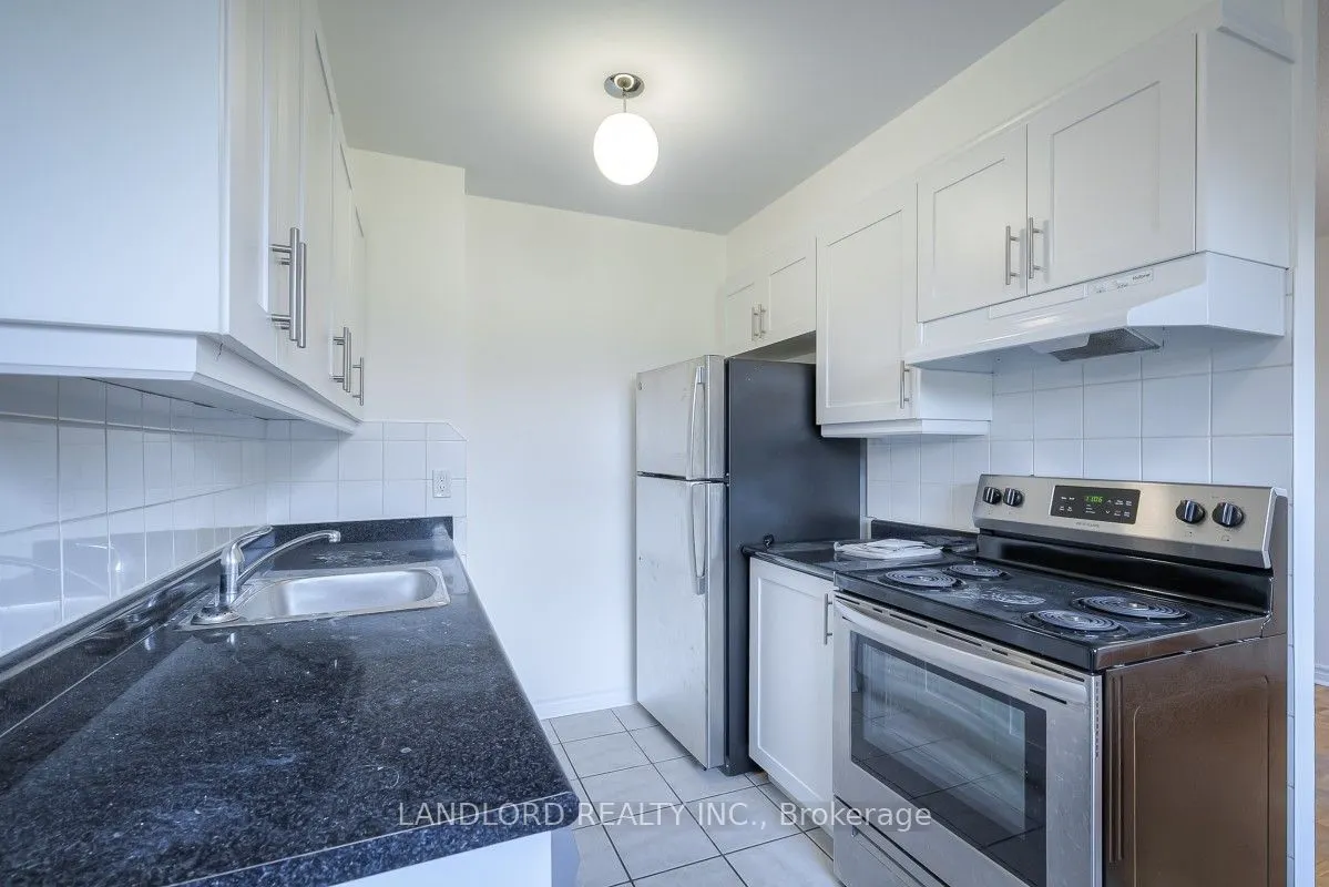 2830 Midland Avenue, #40