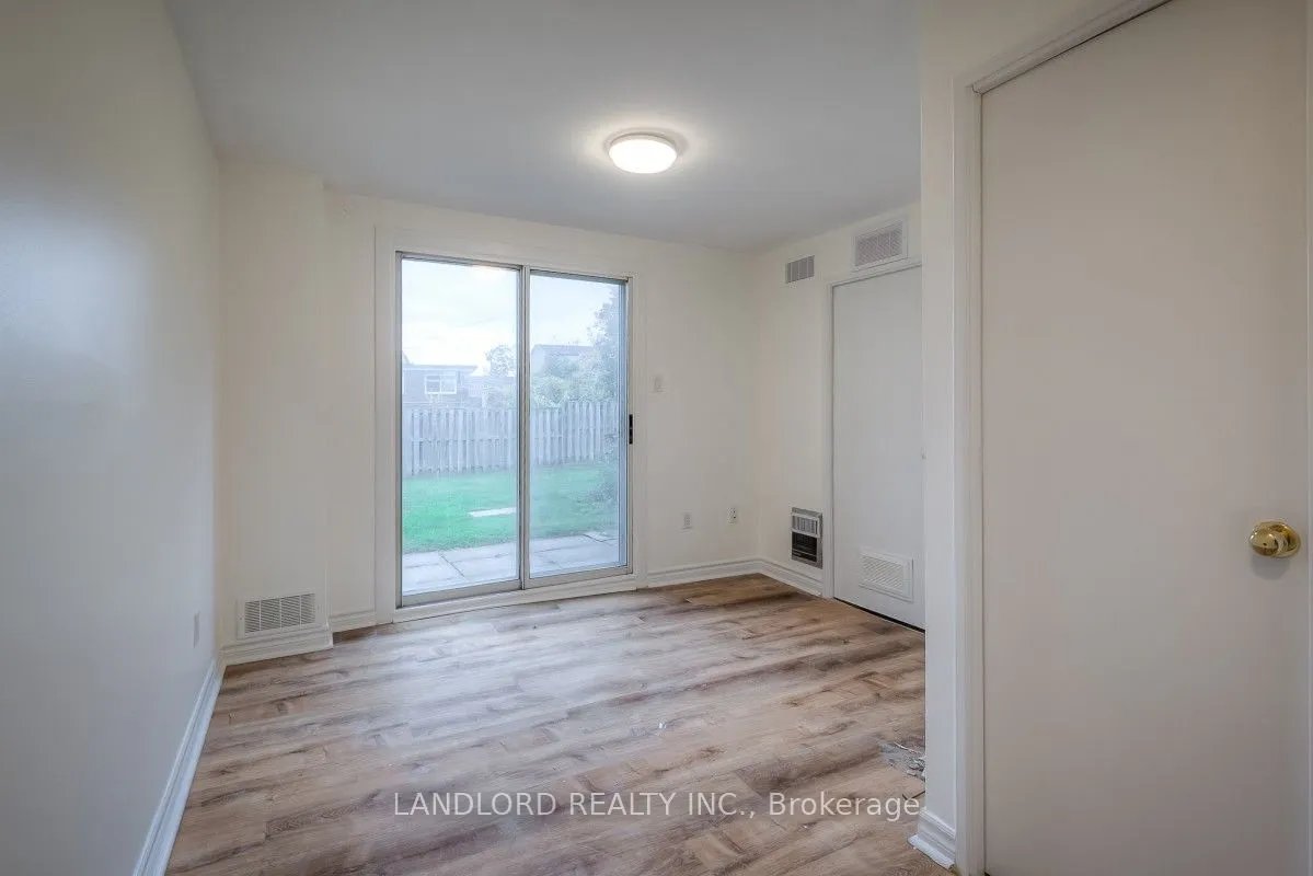 2830 Midland Avenue, #40