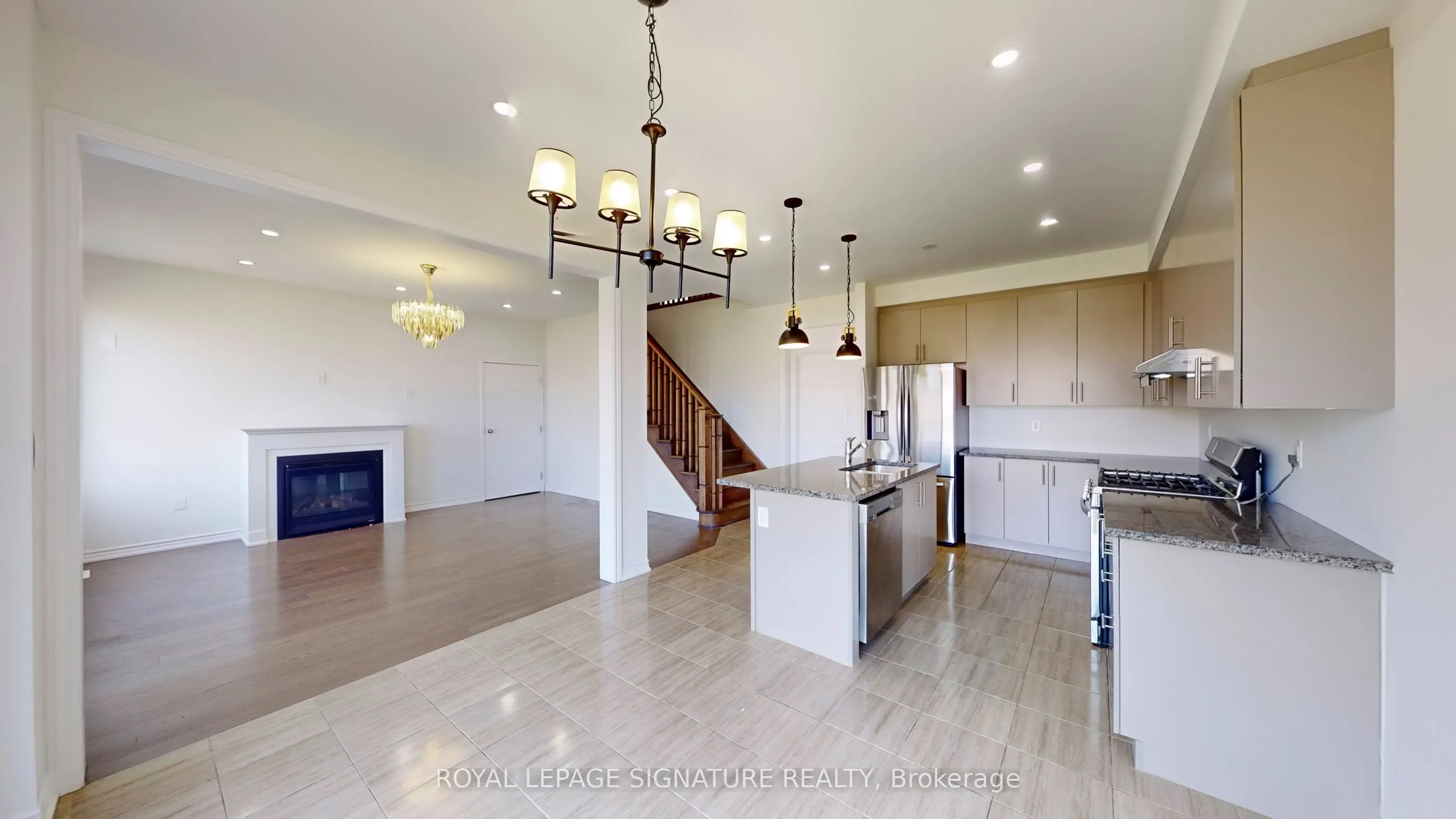 2592 Stallion Drive, #Upper