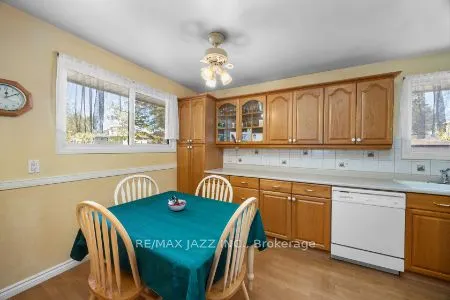 389 Carnaby Court