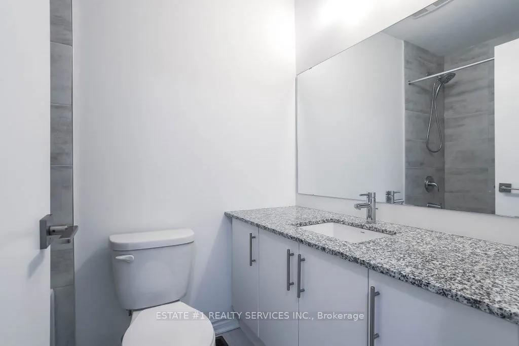 7 Falaise Road, #A (Master BR)
