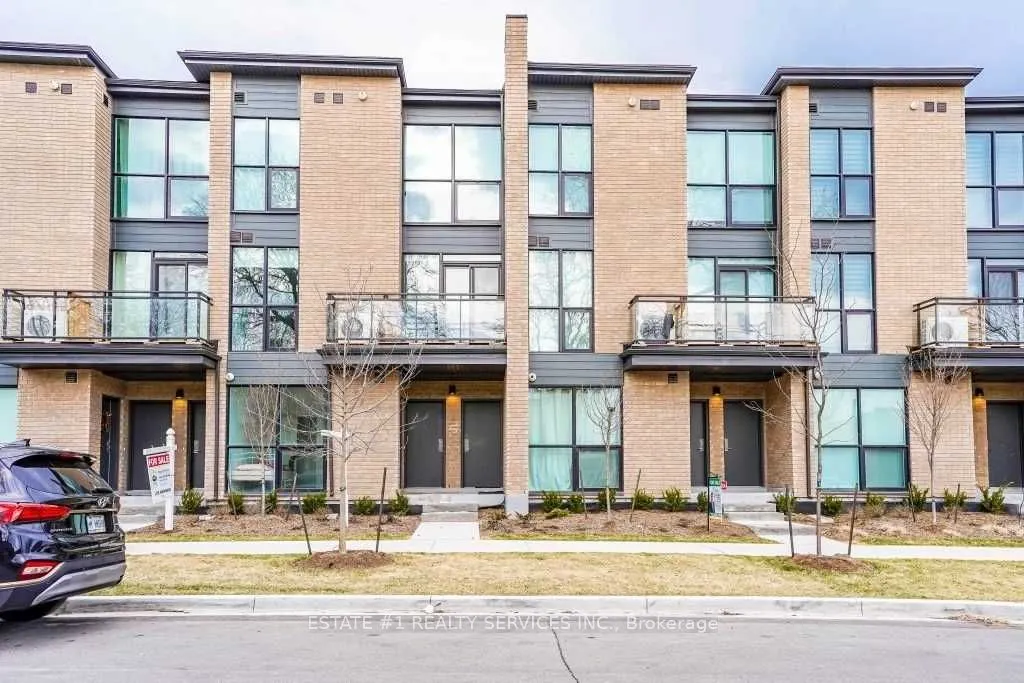 7 Falaise Road, #A (Master BR)