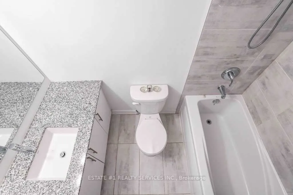 7 Falaise Road, #A (Master BR)