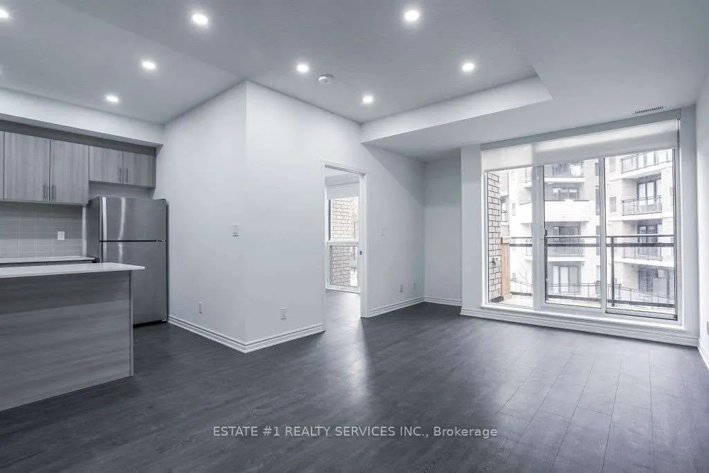 7 Falaise Road, #A (Master BR)