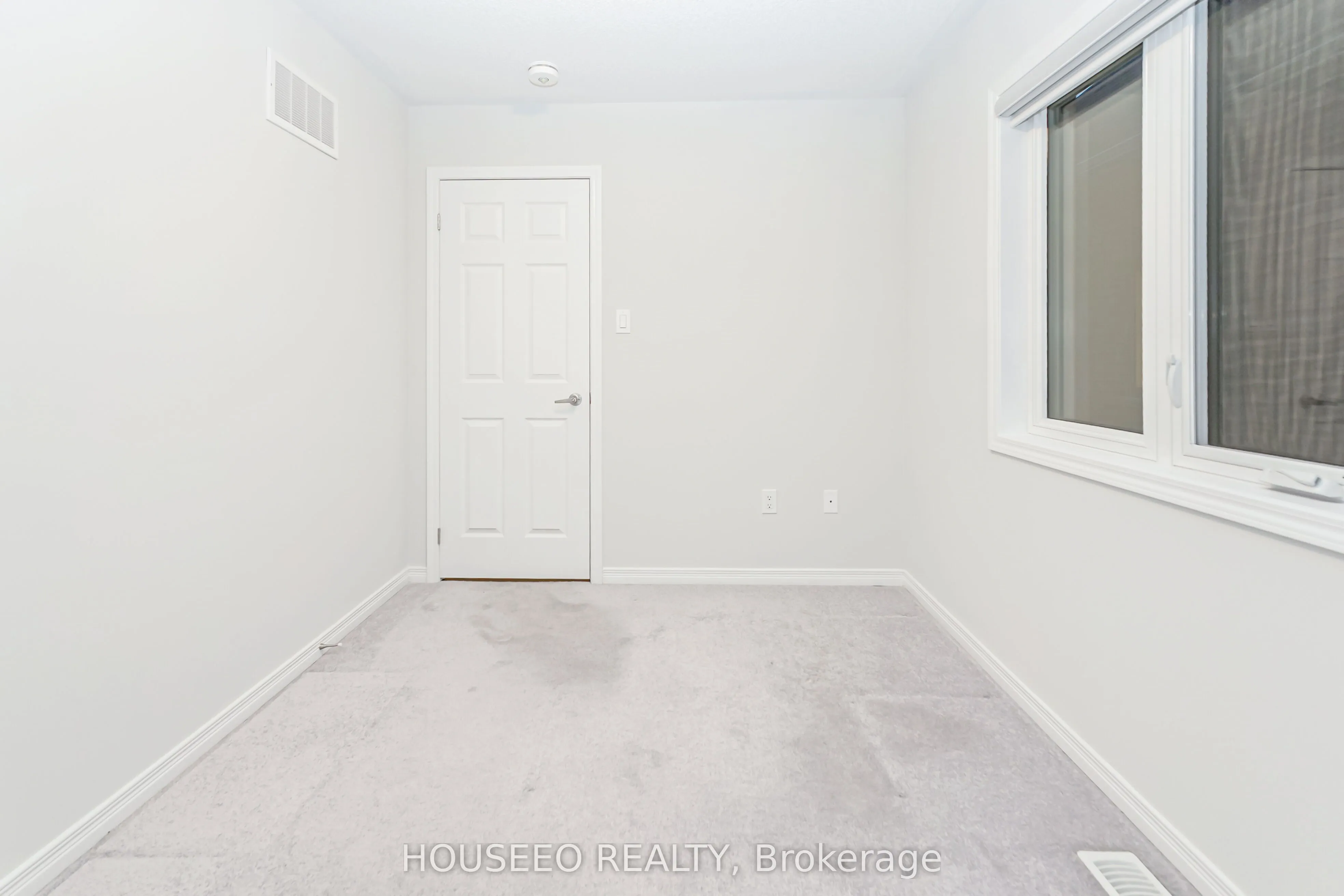 84 Littlewood Drive