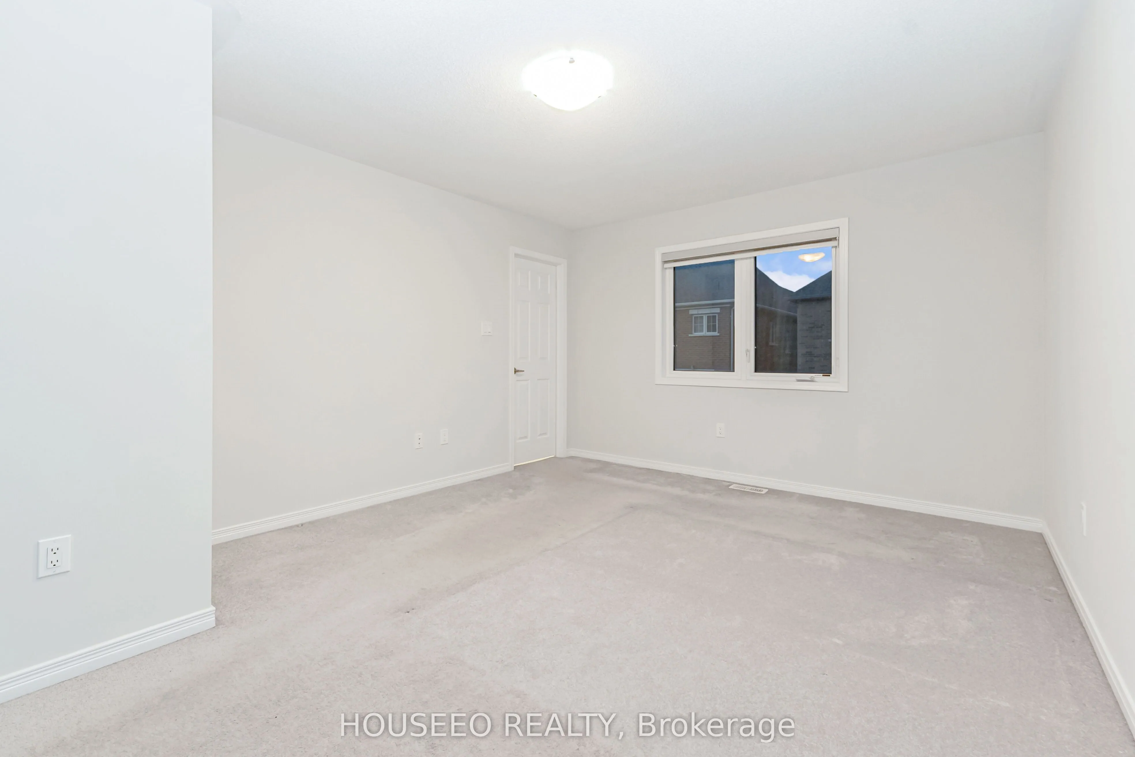 84 Littlewood Drive