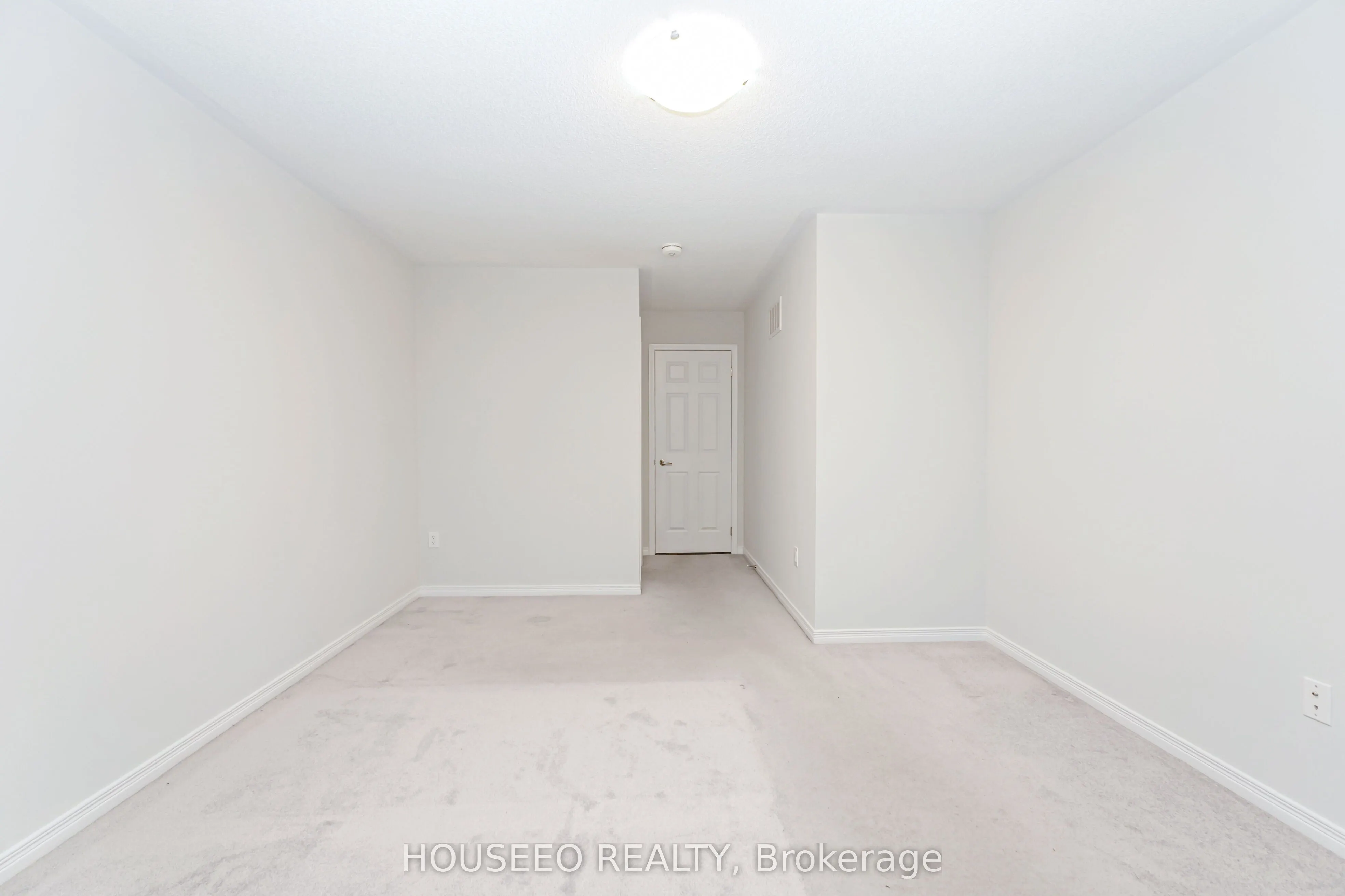 84 Littlewood Drive