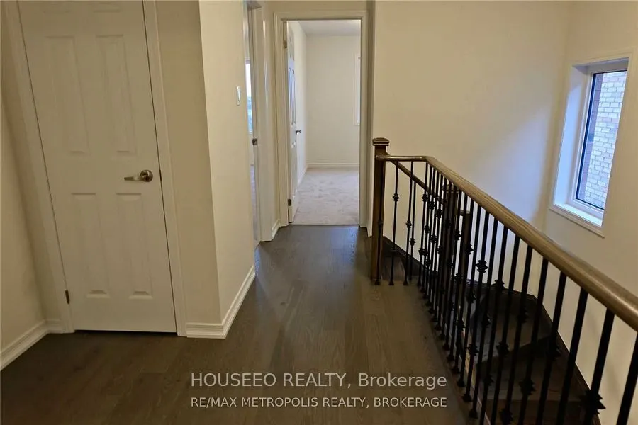 84 Littlewood Drive