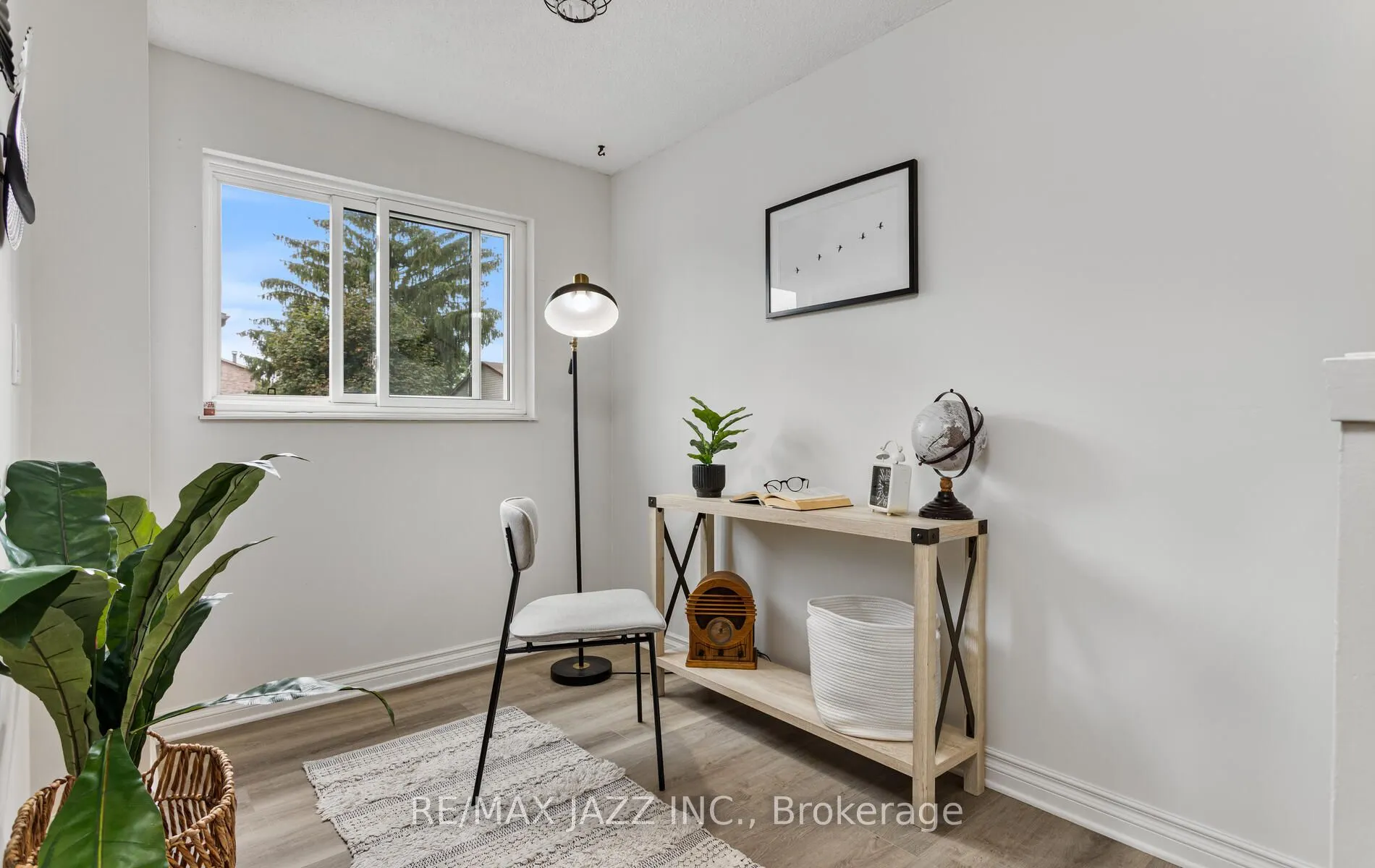 1330 Trowbridge Drive, #95