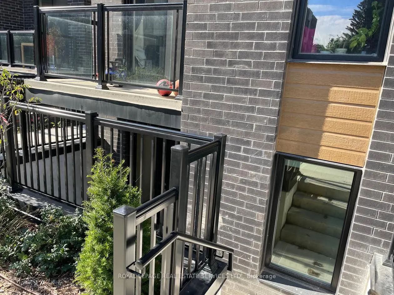 174 Clonmore Drive, #1