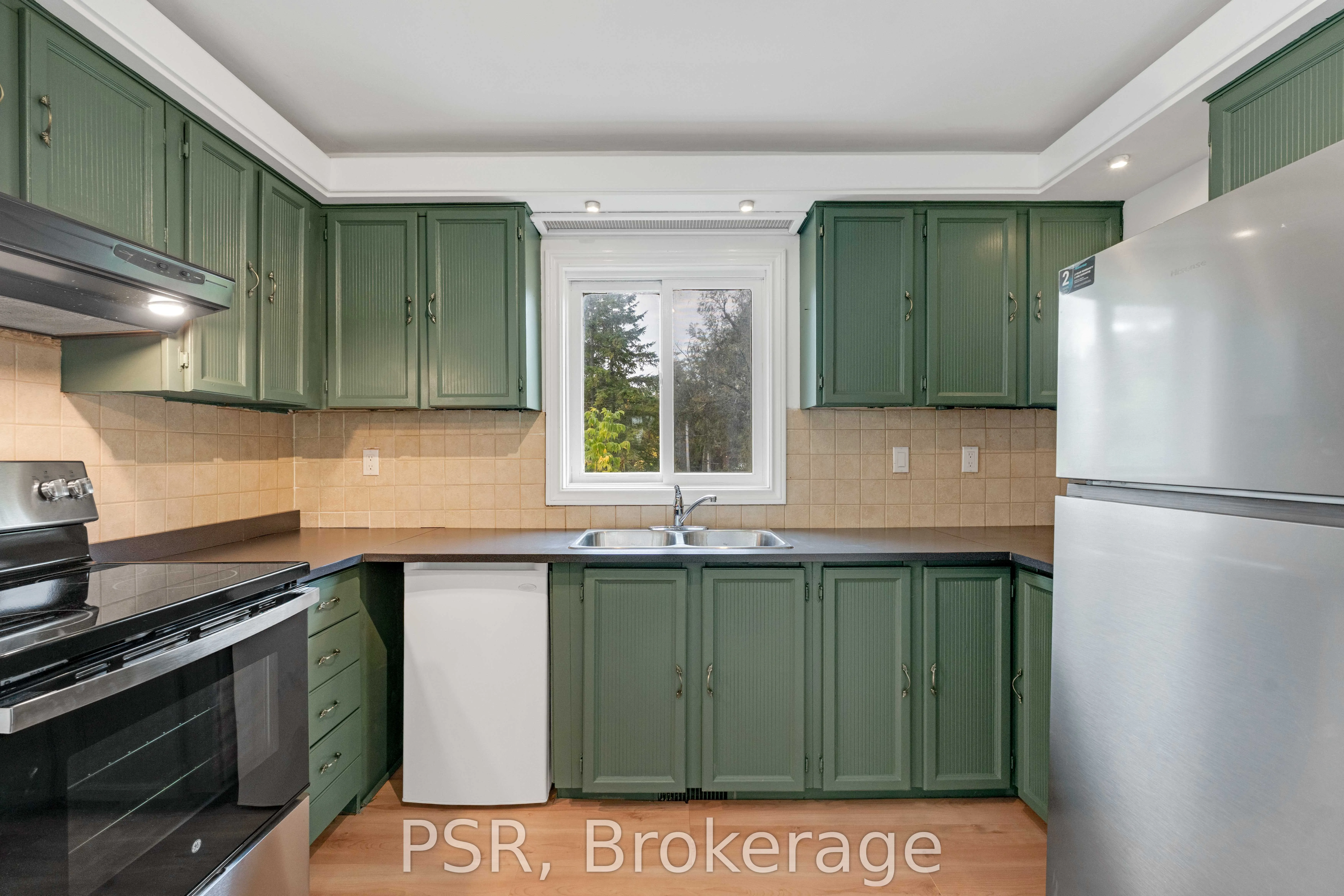 121 Aldred Drive