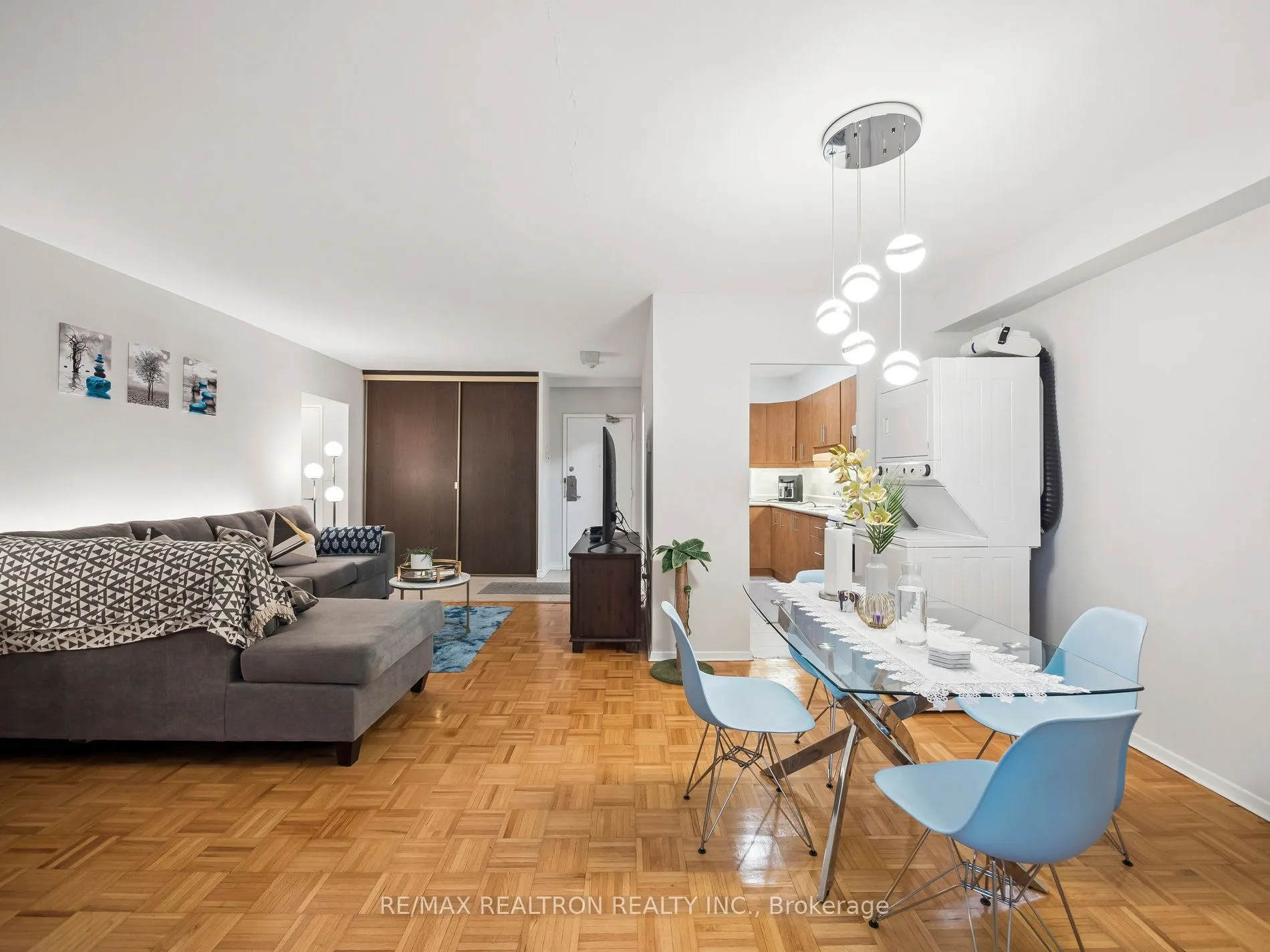5 Massey Square, #502