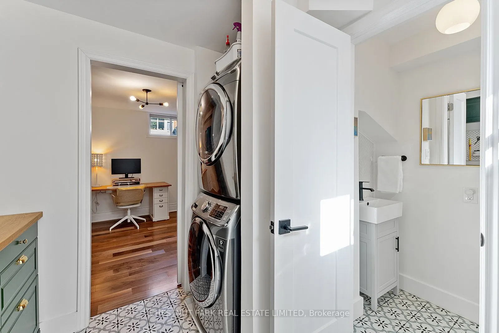 85 Eastwood Road