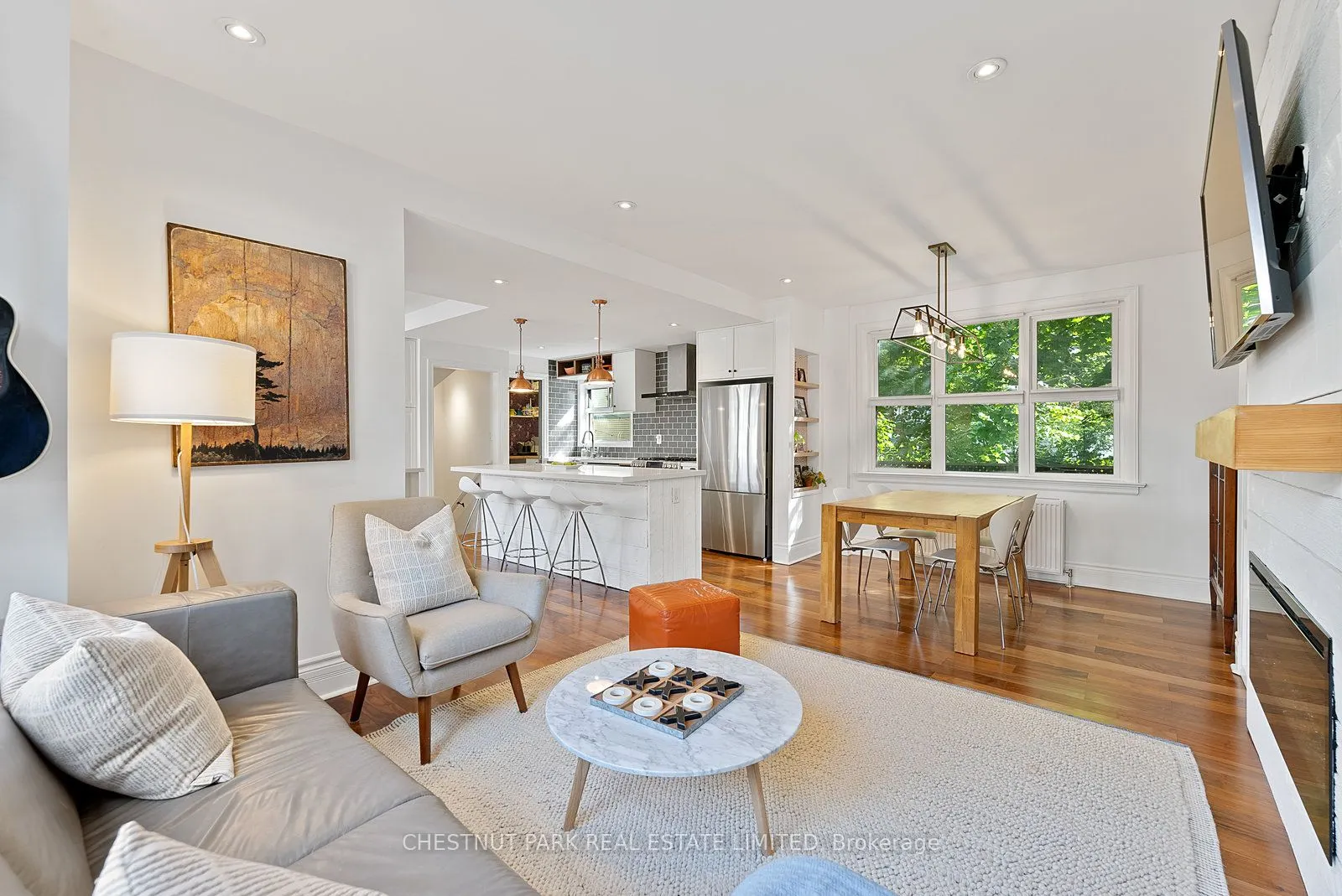 85 Eastwood Road