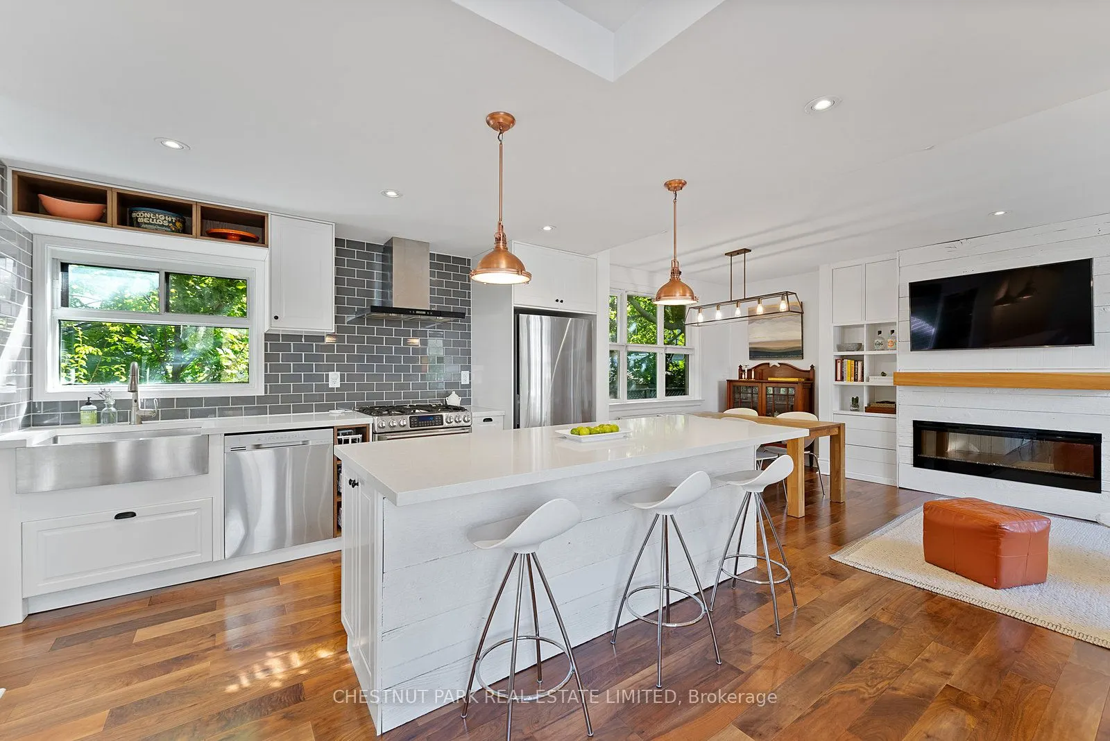 85 Eastwood Road