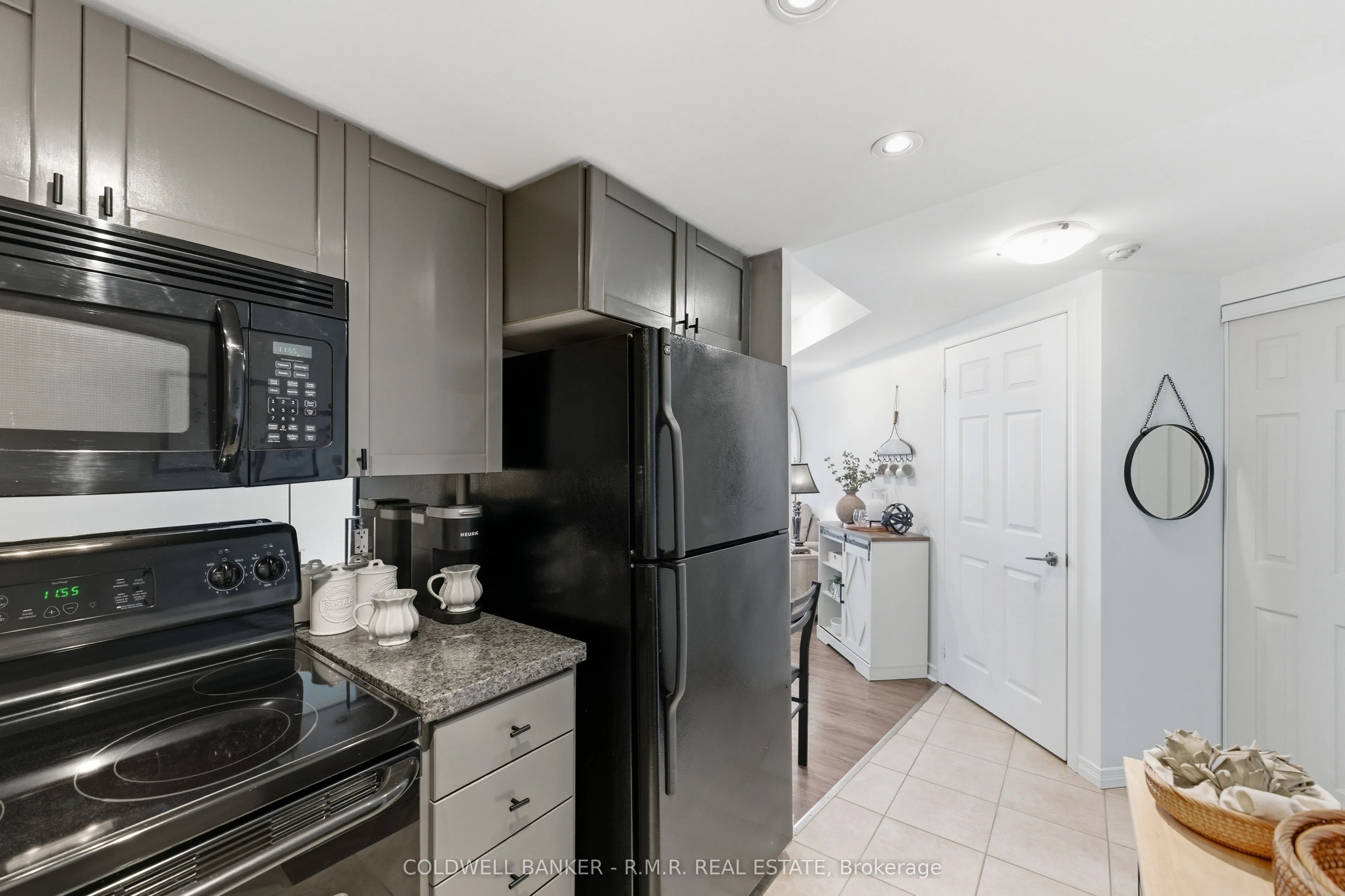 340 Watson Street W, #517