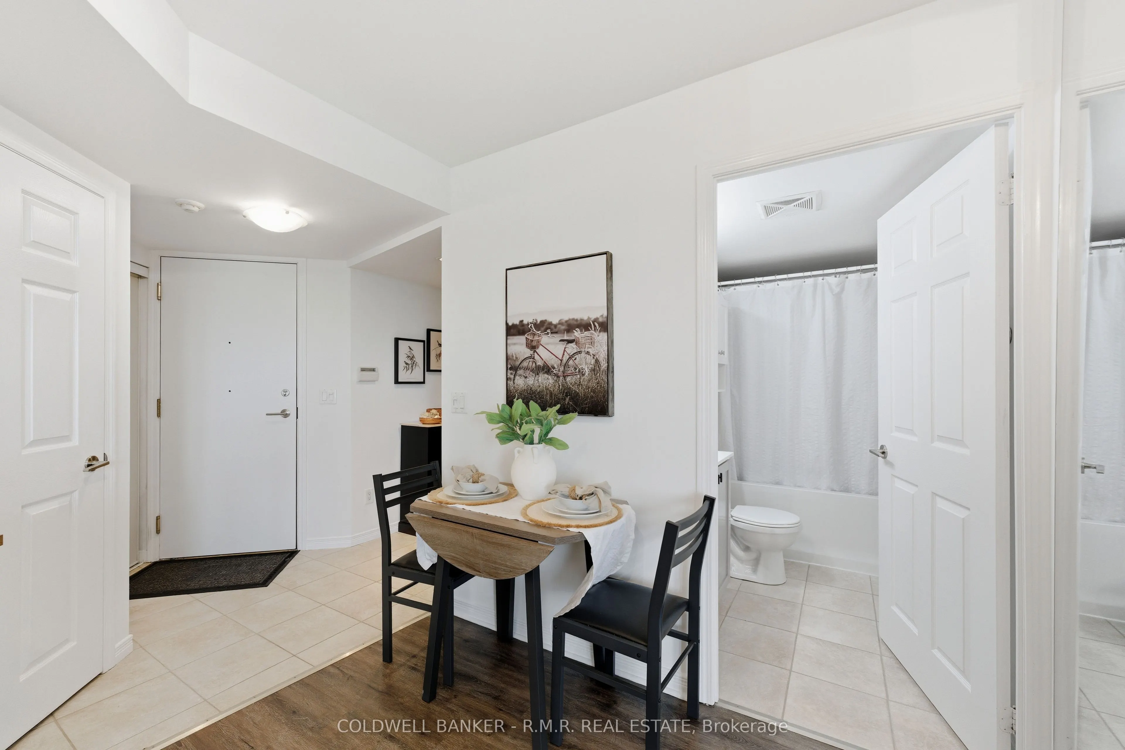 340 Watson Street W, #517