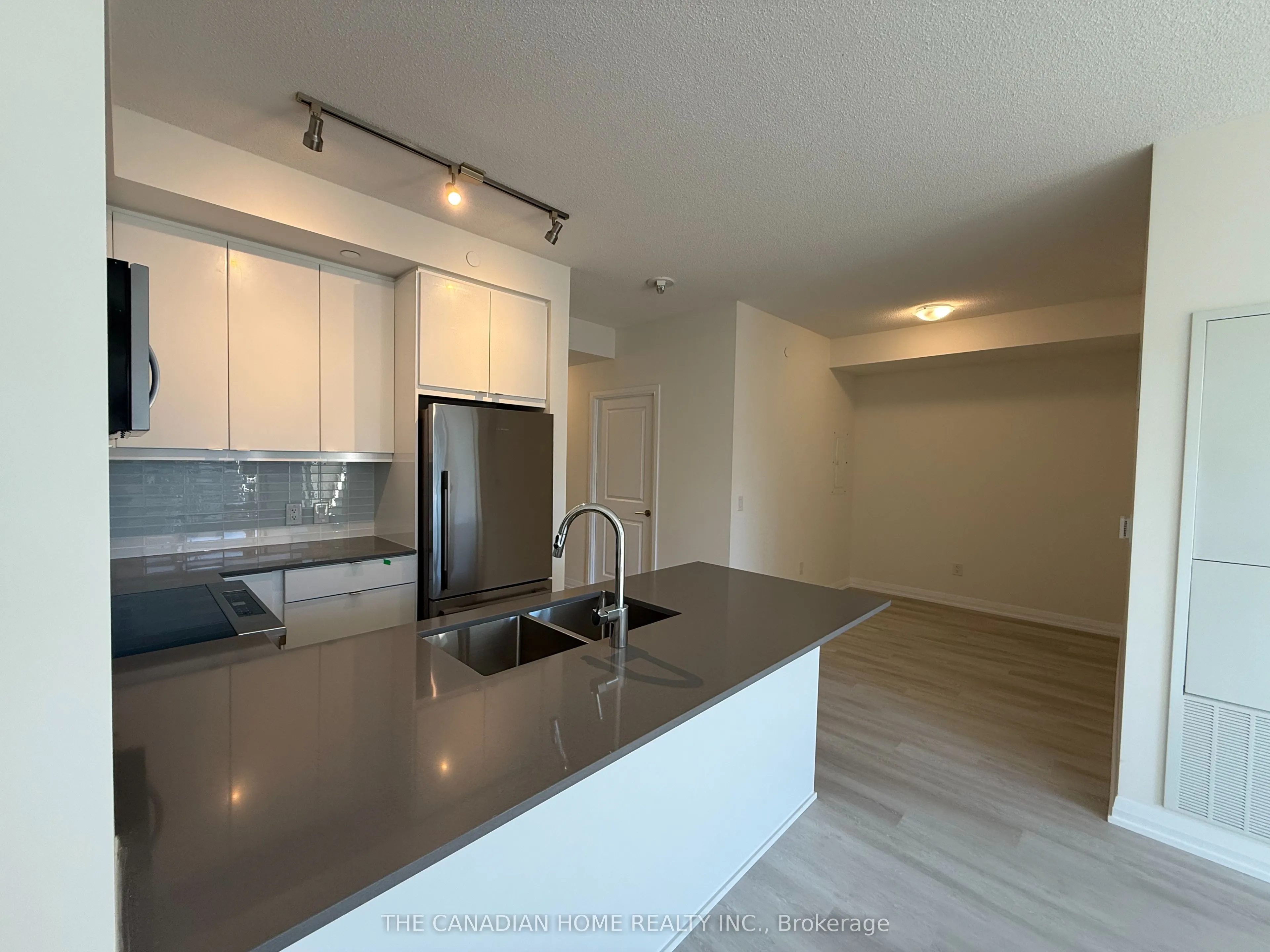 3270 Sheppard Avenue E, #1323