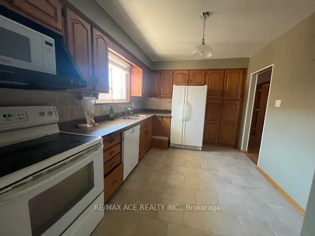 61 Marilake Drive