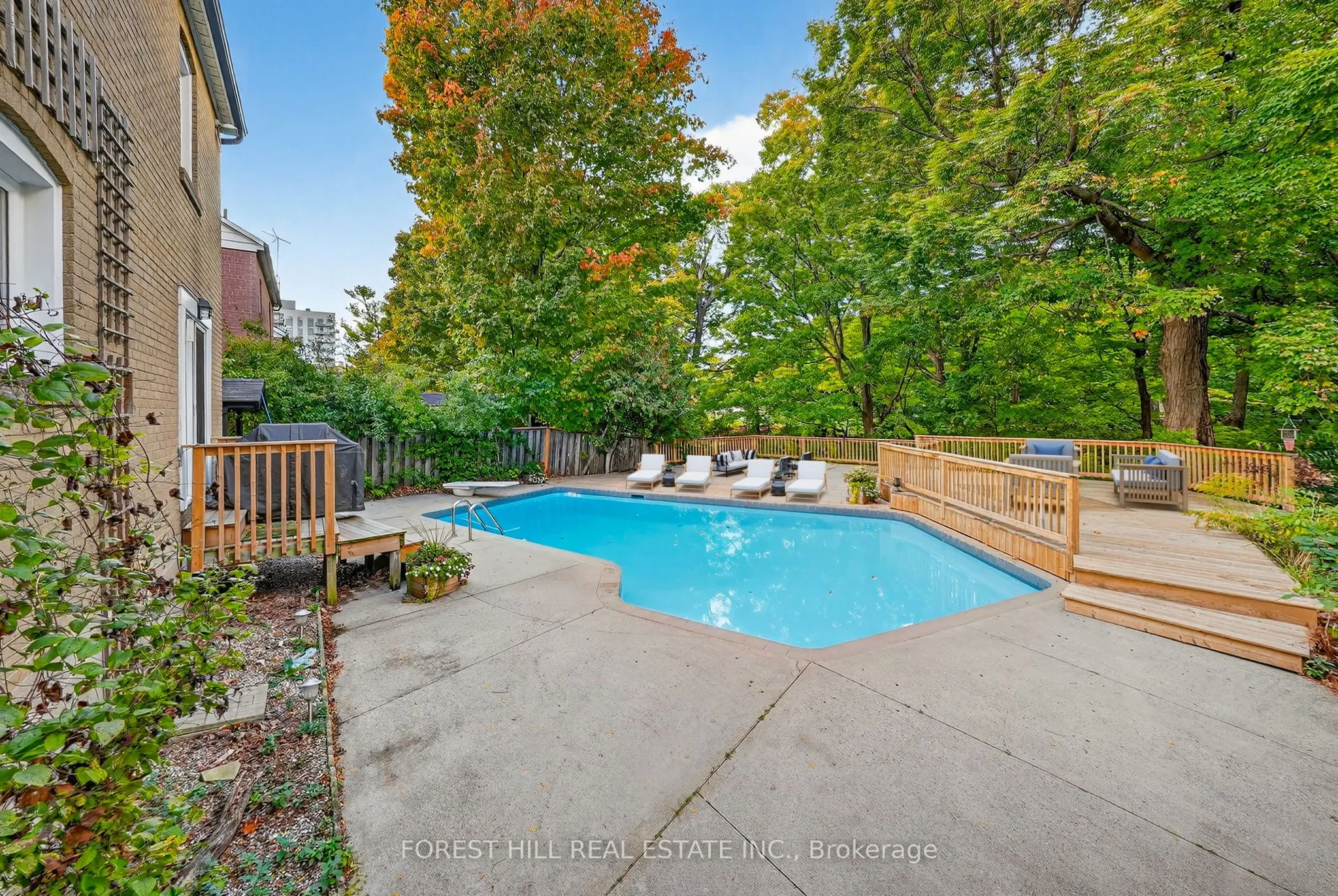 41 Cliffside Drive