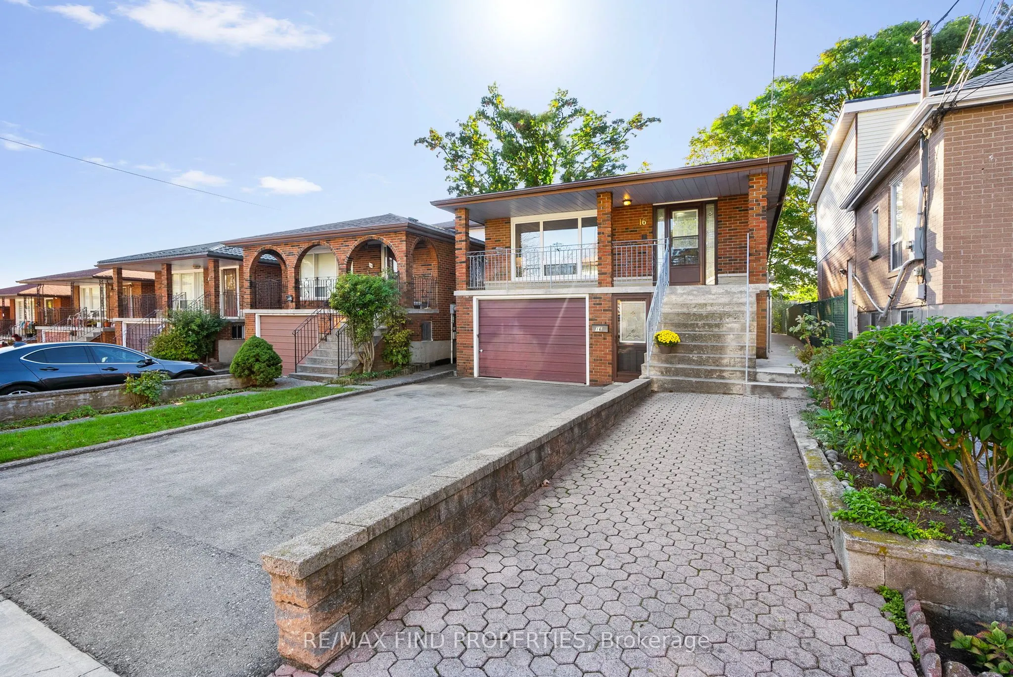16 Mcdonald Avenue