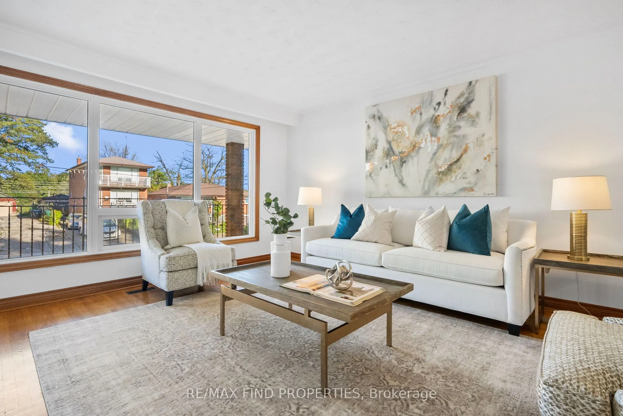 16 Mcdonald Avenue