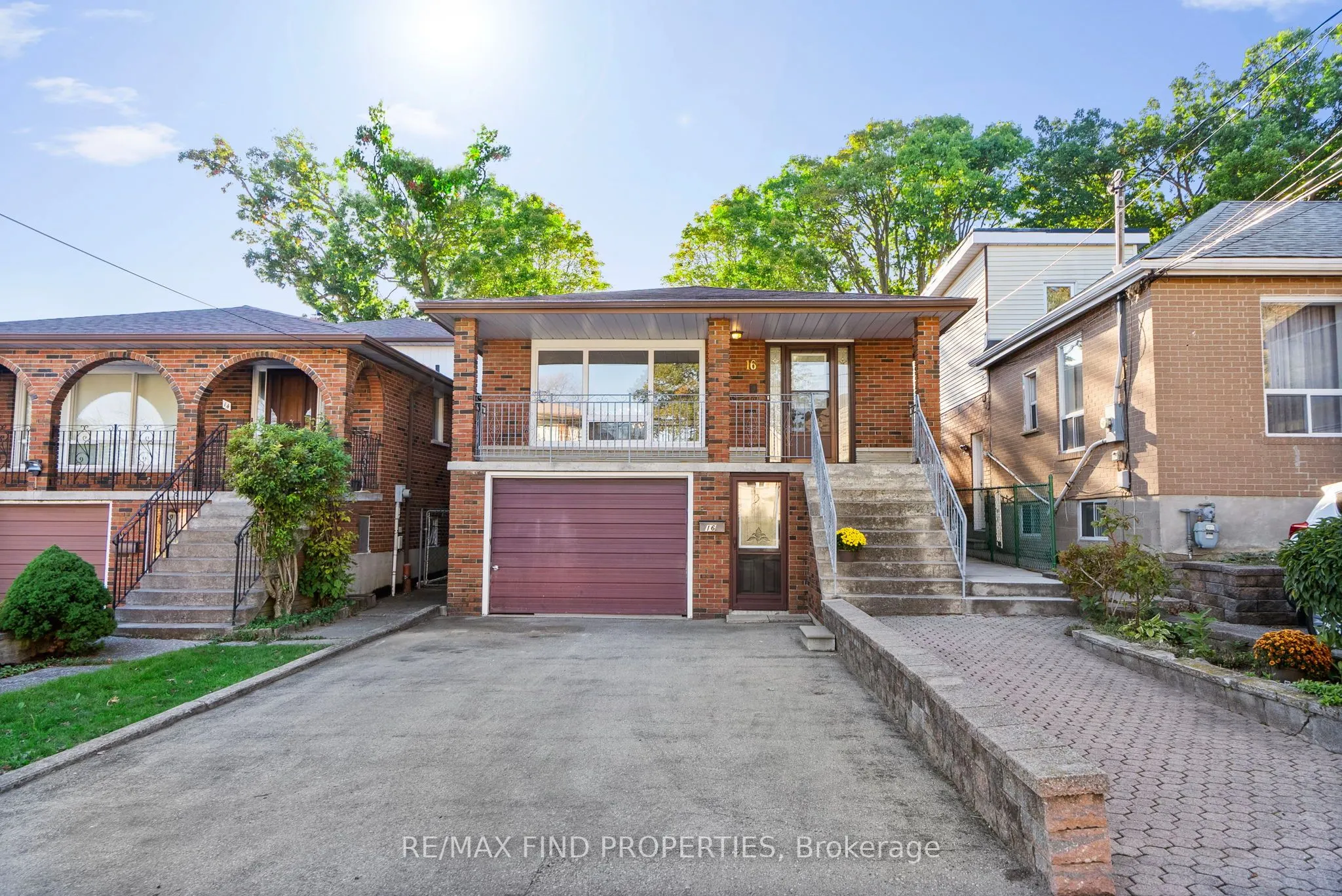 16 Mcdonald Avenue