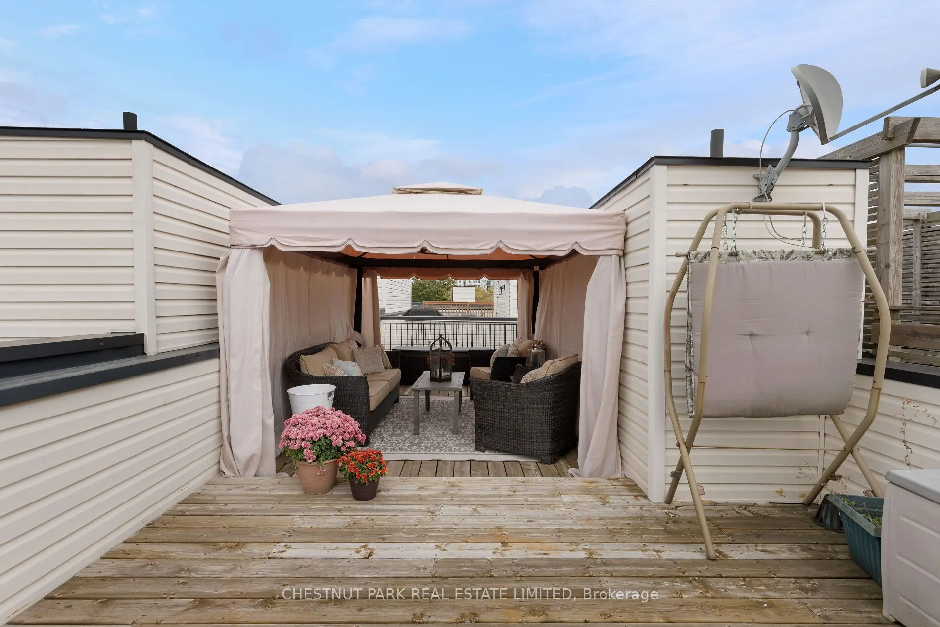 53 Connaught Avenue