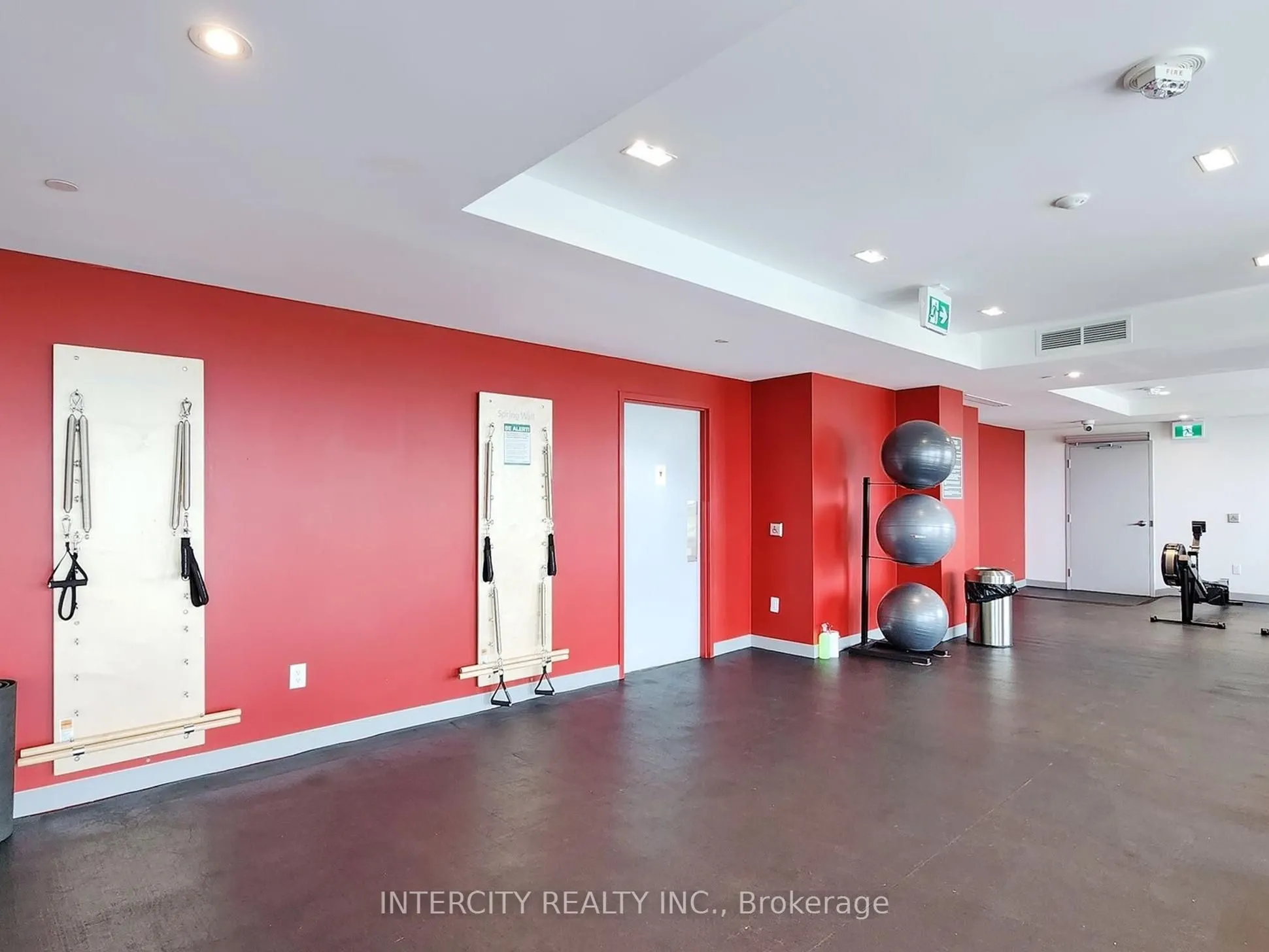 3220 Sheppard Avenue E, #203