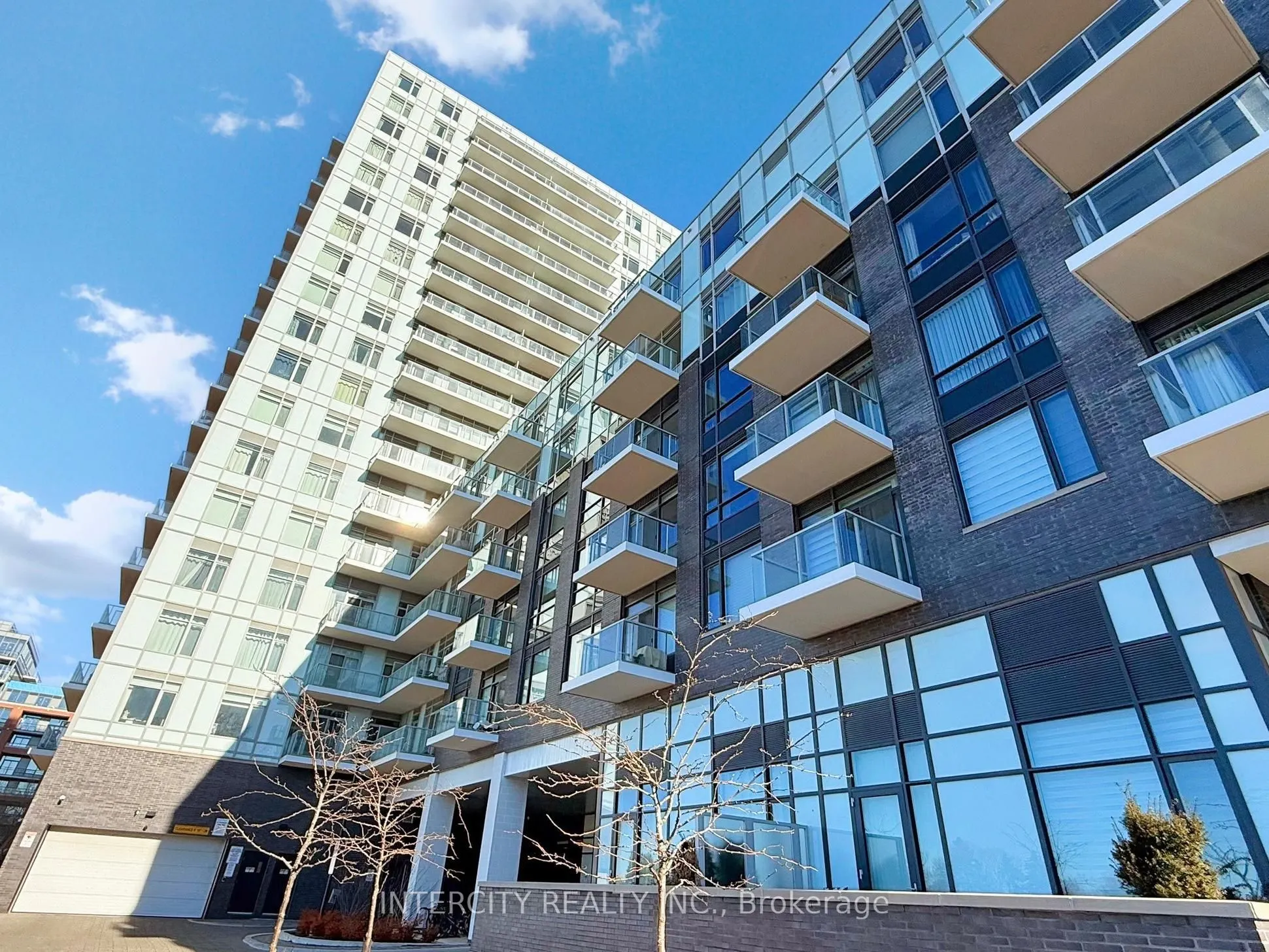 3220 Sheppard Avenue E, #203