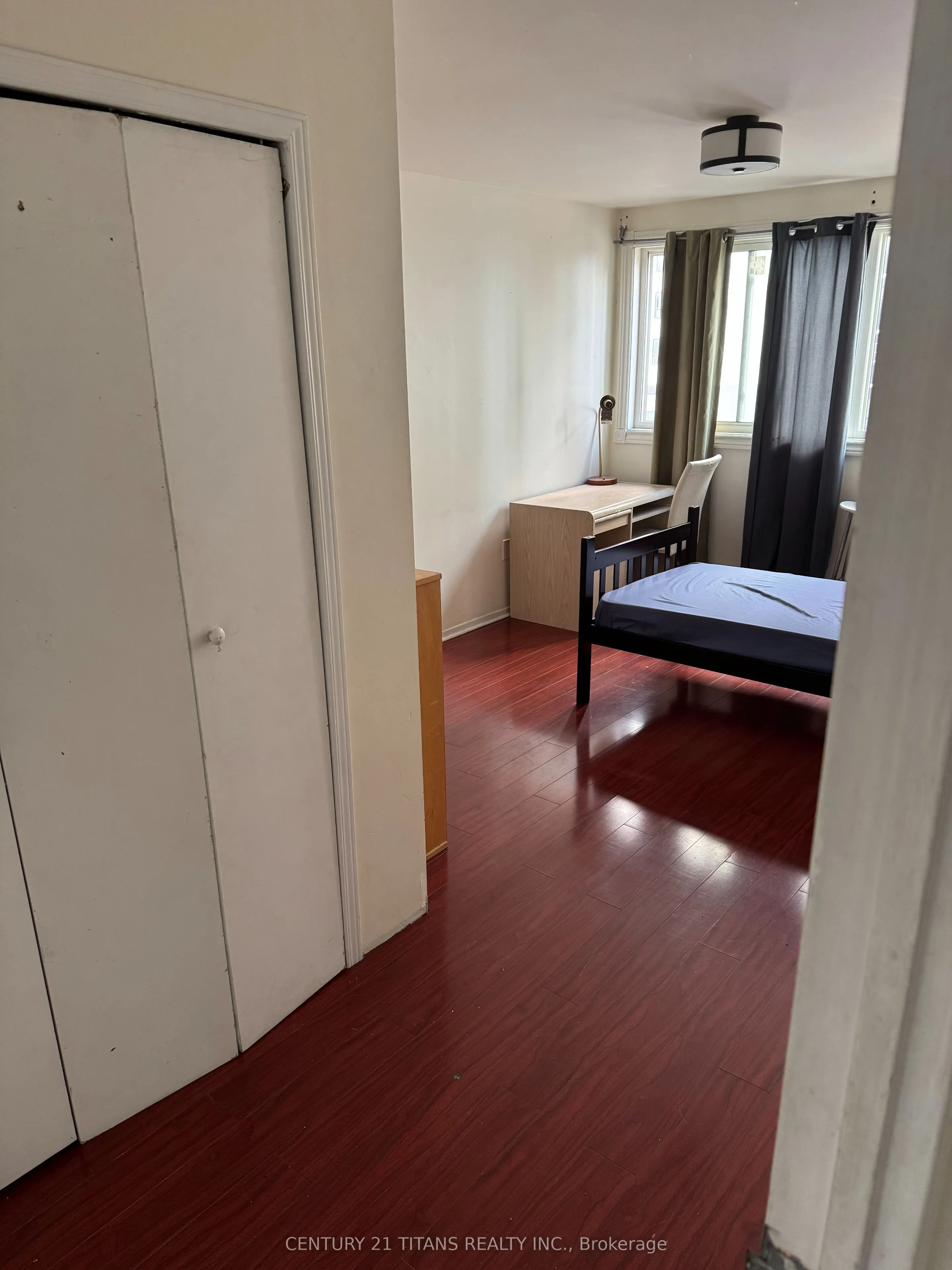 100 Mornelle Court, #2075