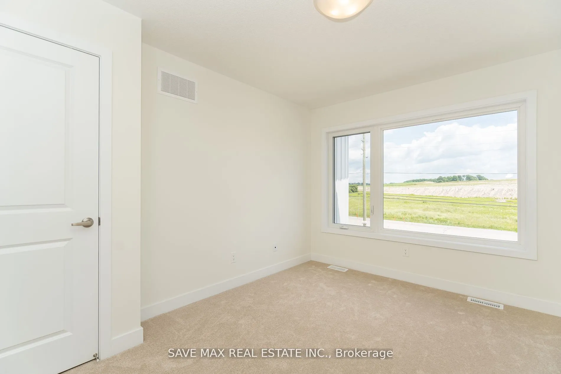 1082 Thompson Drive