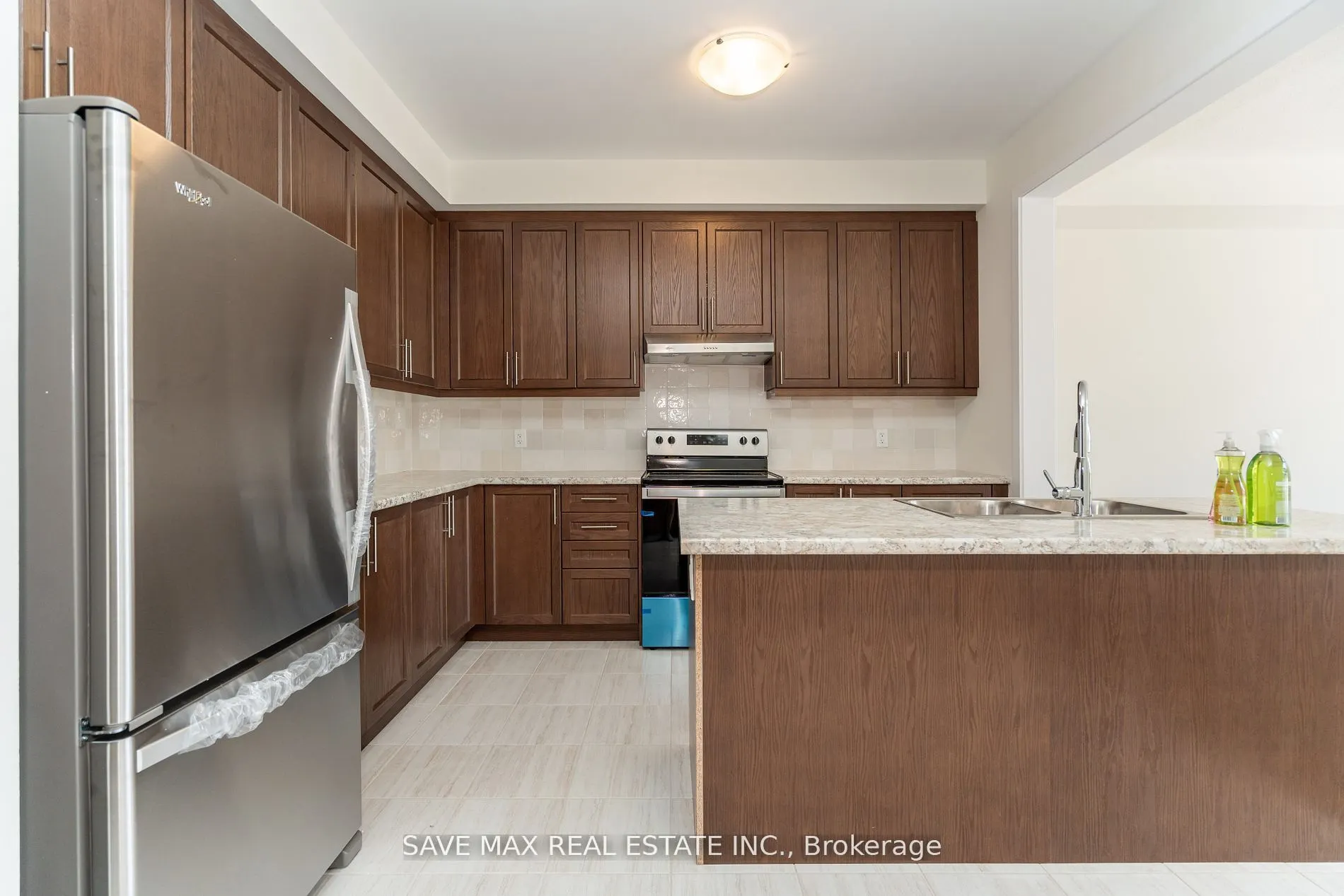 1082 Thompson Drive
