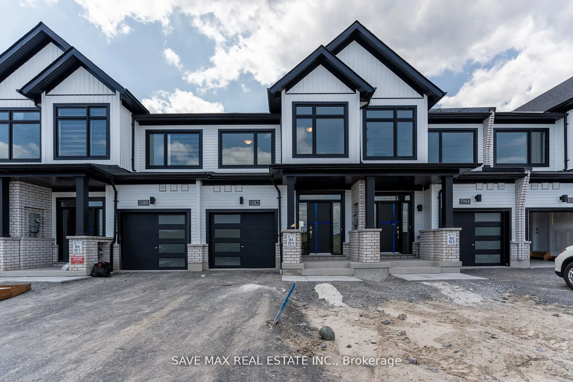 1082 Thompson Drive