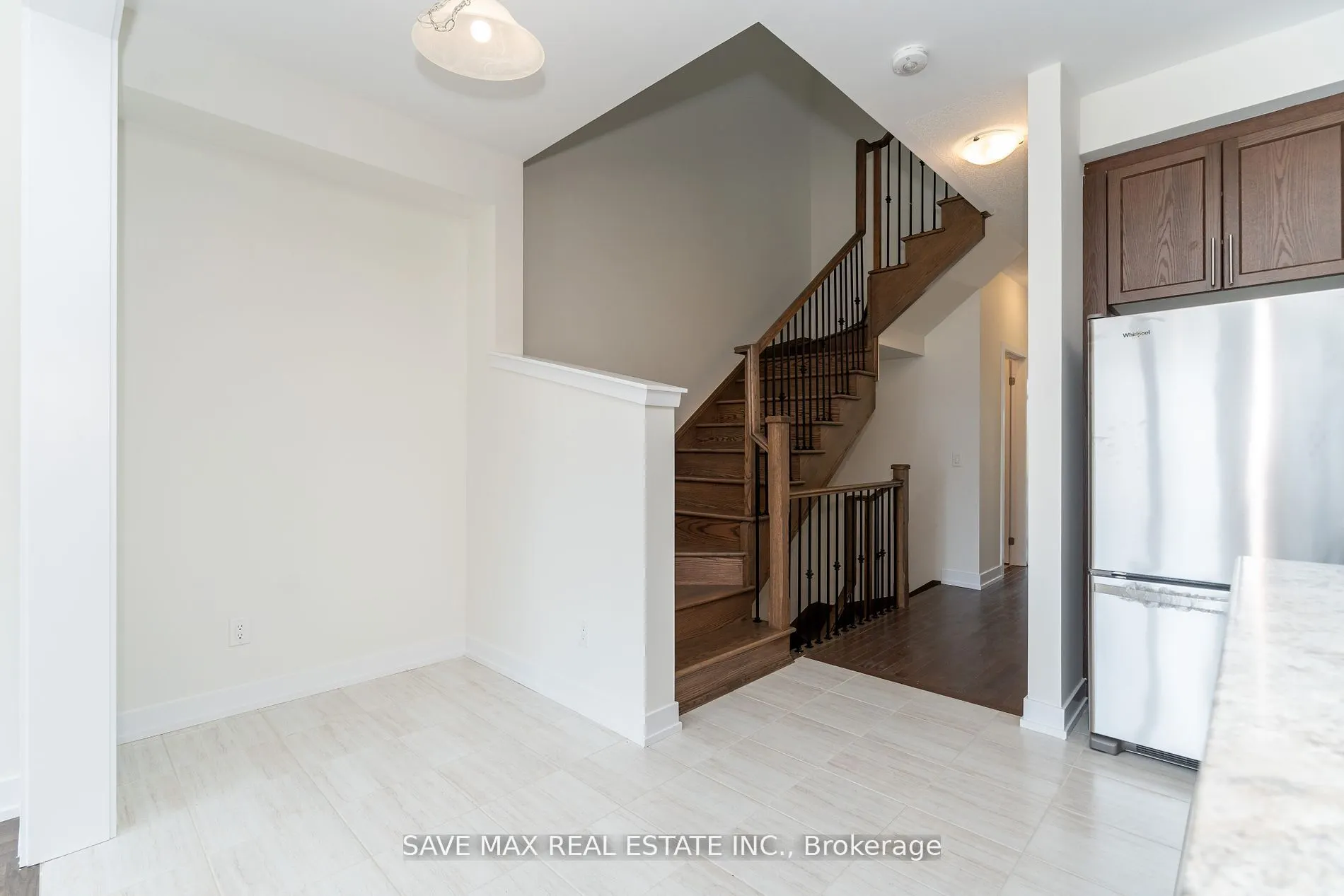 1082 Thompson Drive