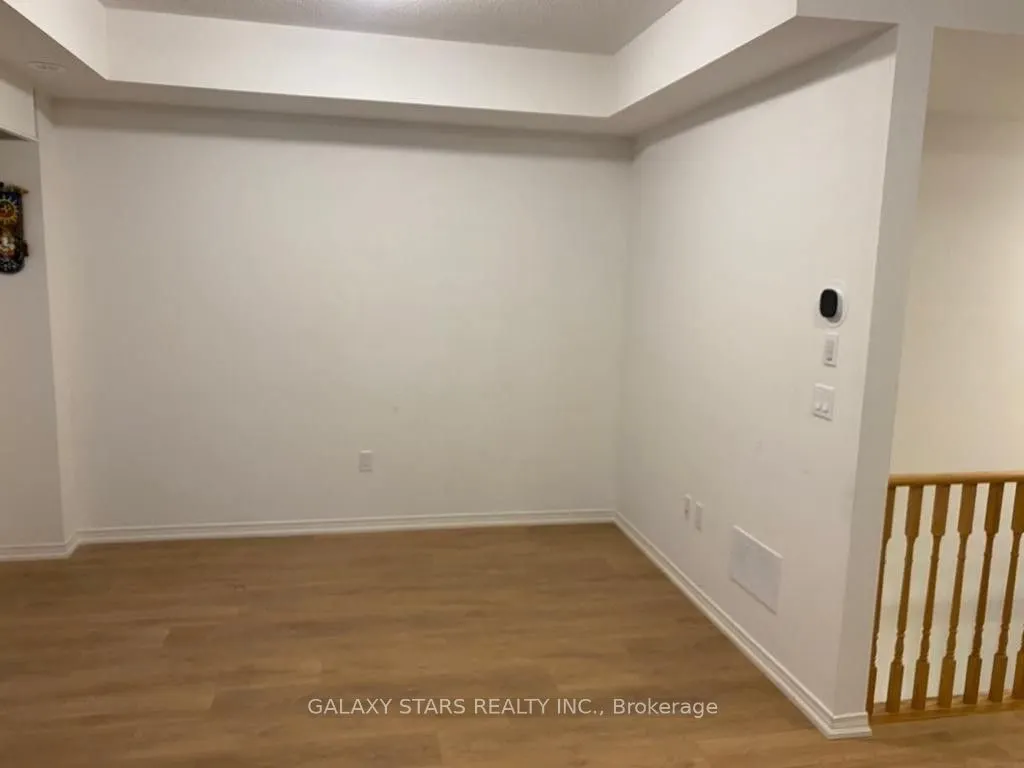 8835 Sheppard Avenue, #313