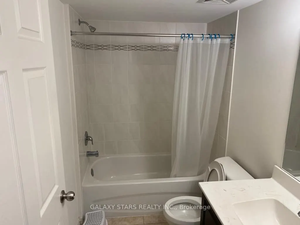 8835 Sheppard Avenue, #313