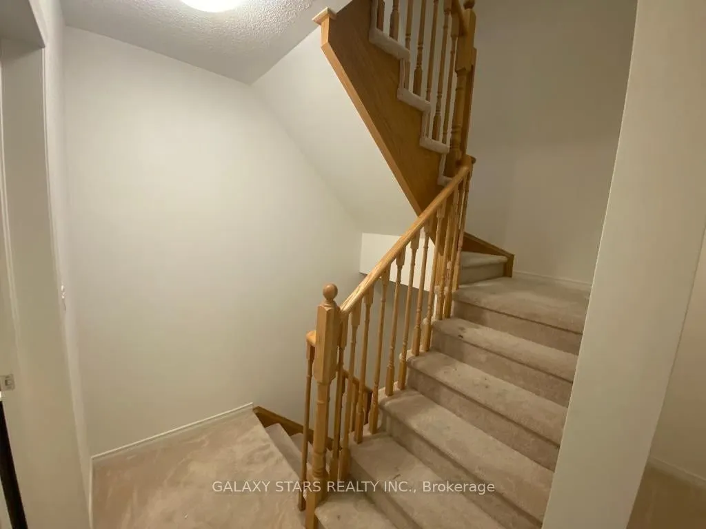 8835 Sheppard Avenue, #313