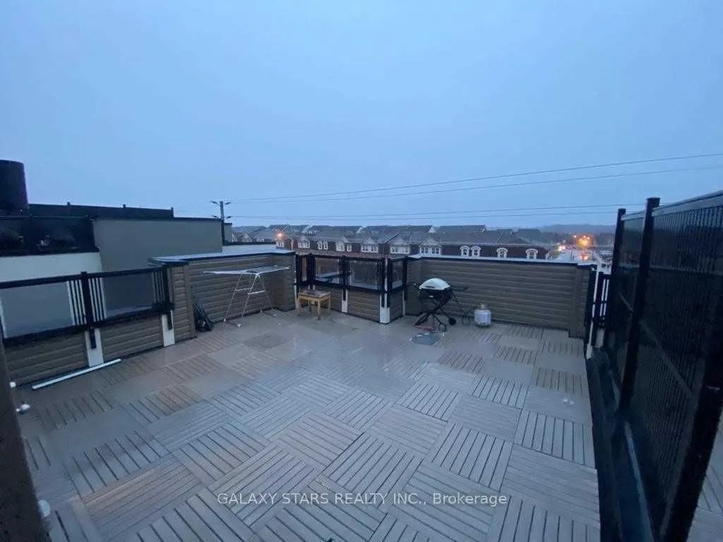 8835 Sheppard Avenue, #313
