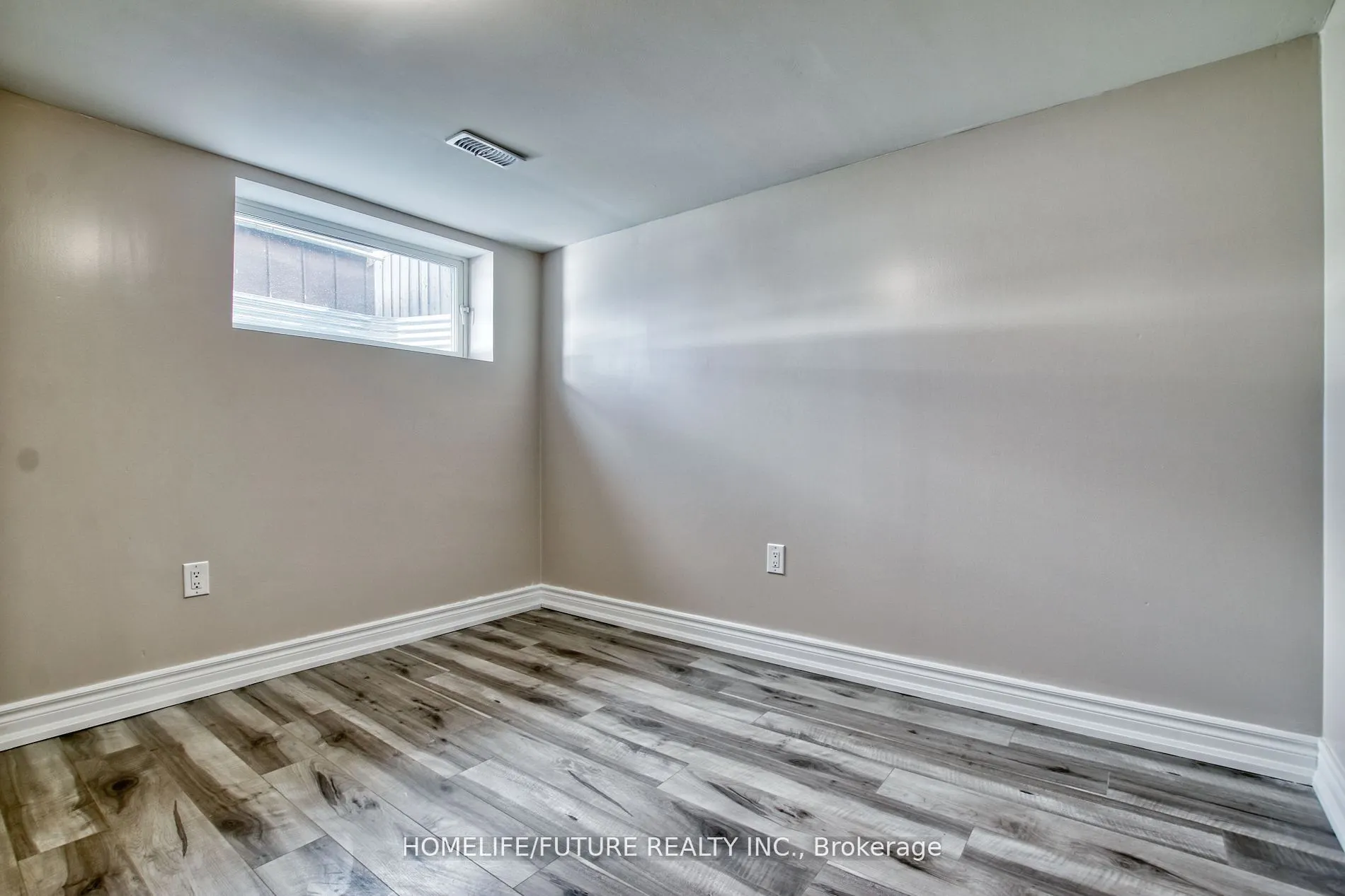 221 Hupfield Trail, #MAIN