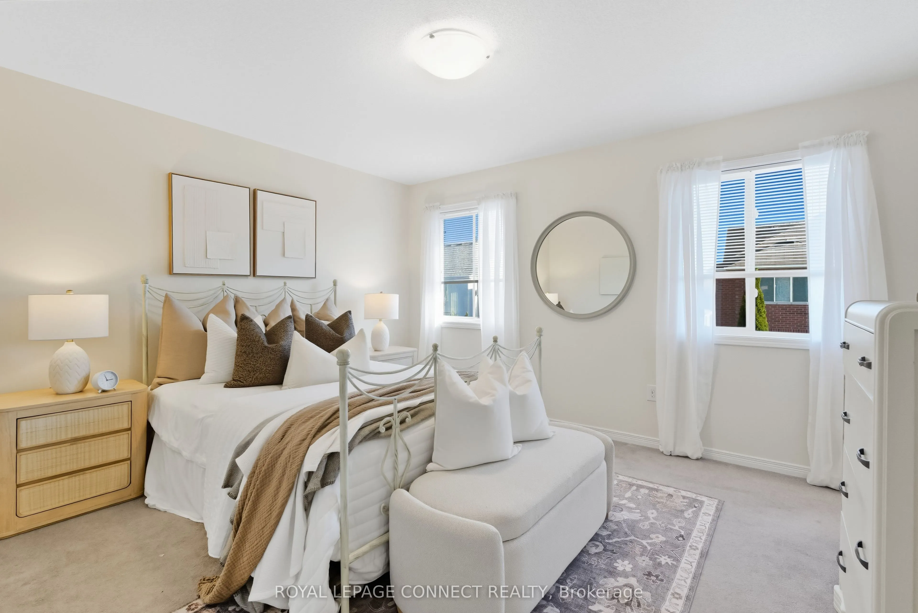 1640 Grandview Street N, #18