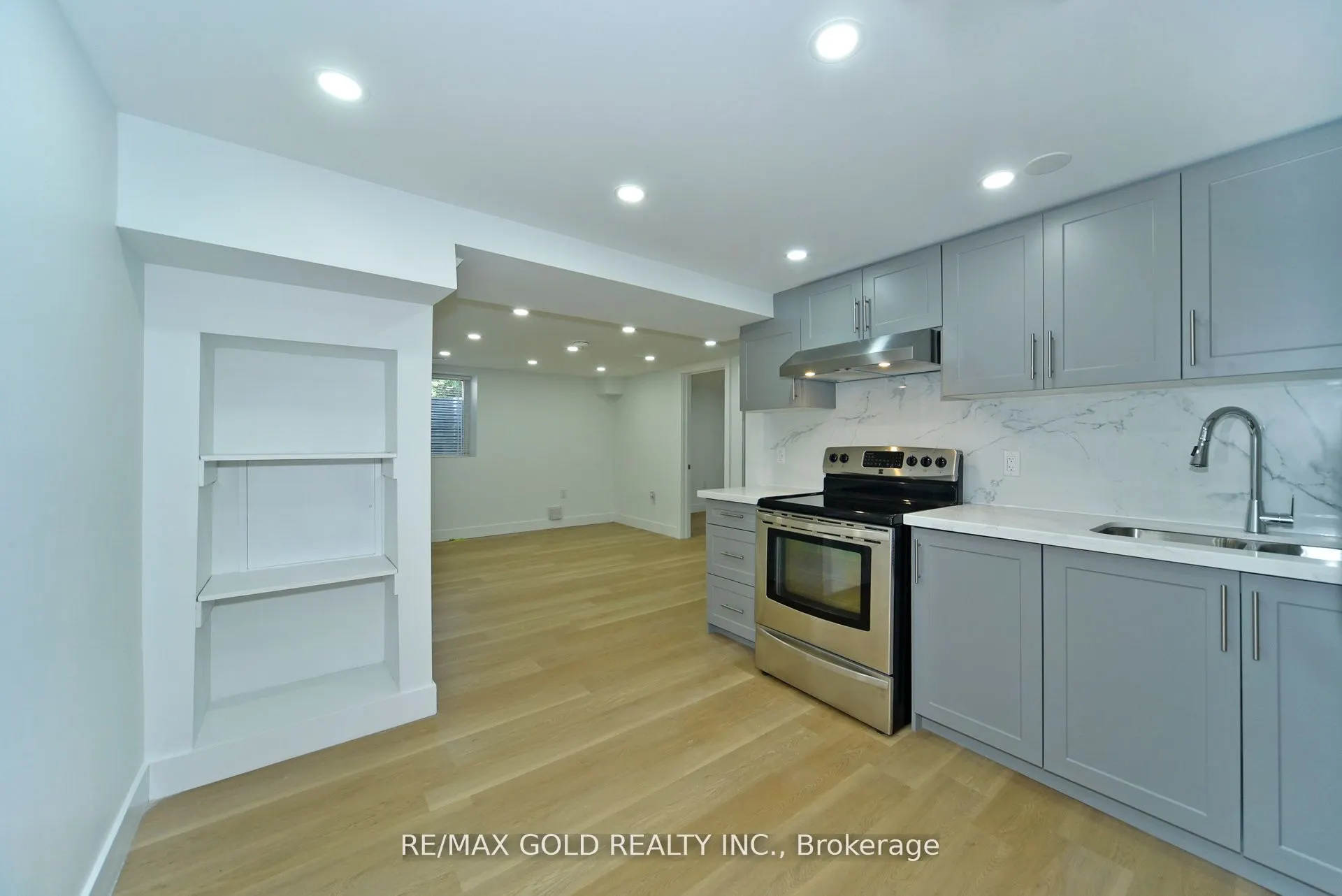 42 Rideout Street