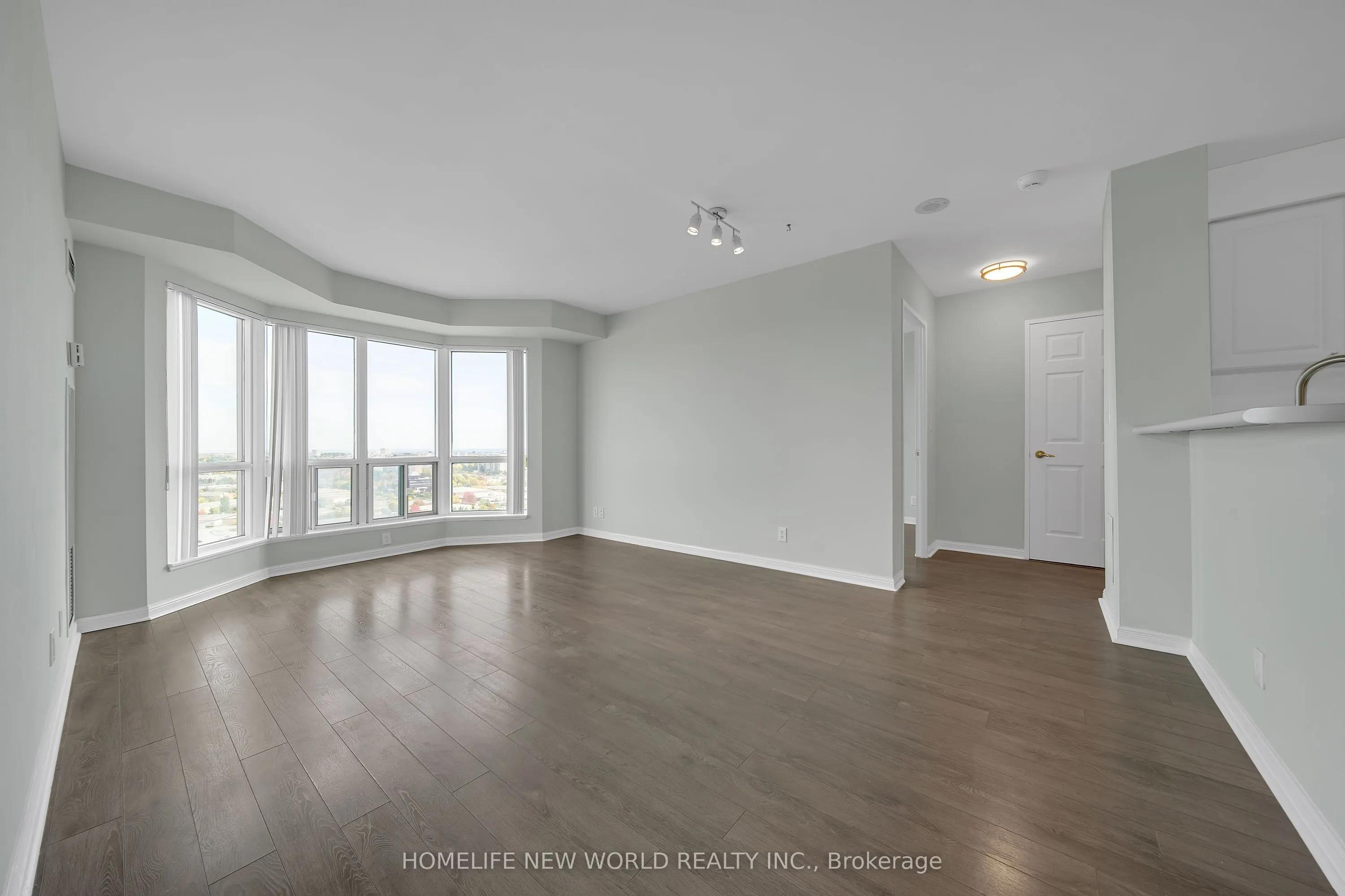 11 Lee Centre Drive, #2510