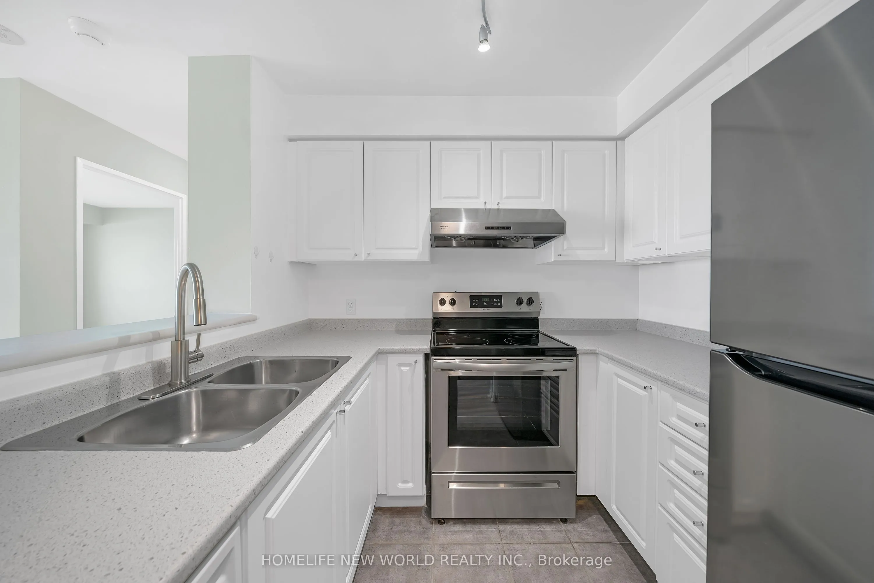 11 Lee Centre Drive, #2510