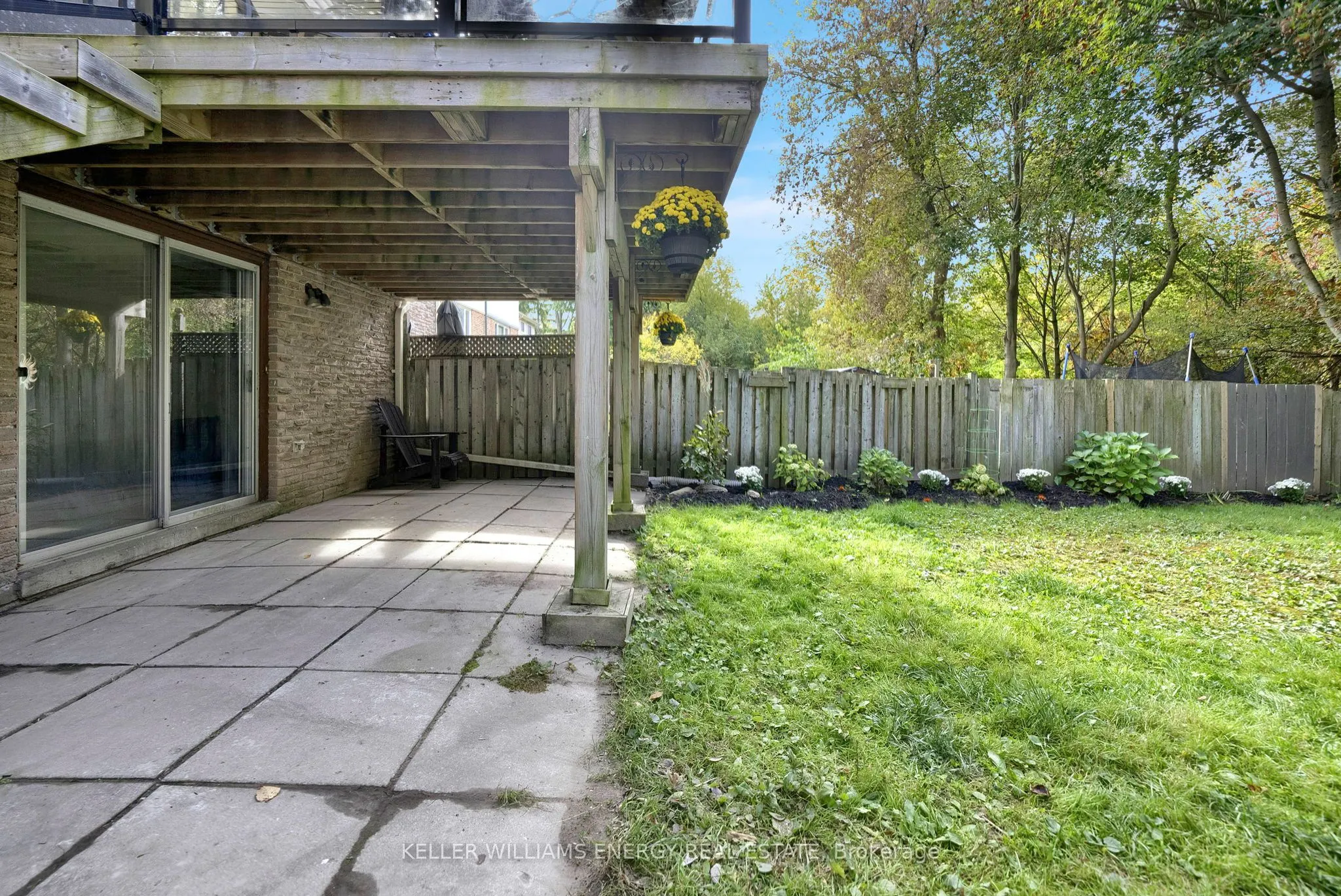 518 Camelot Drive