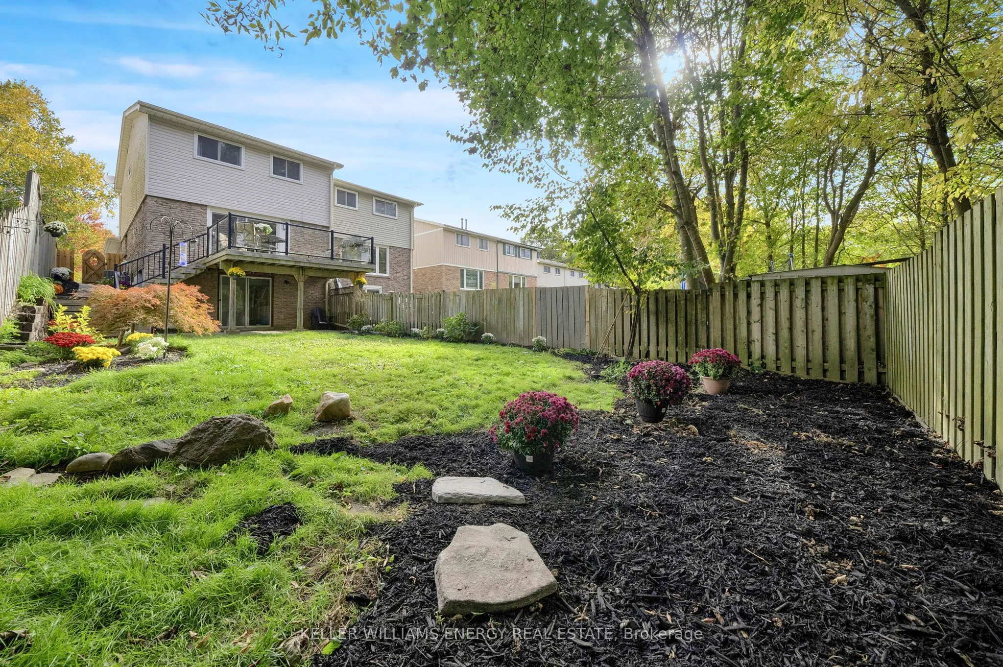 518 Camelot Drive